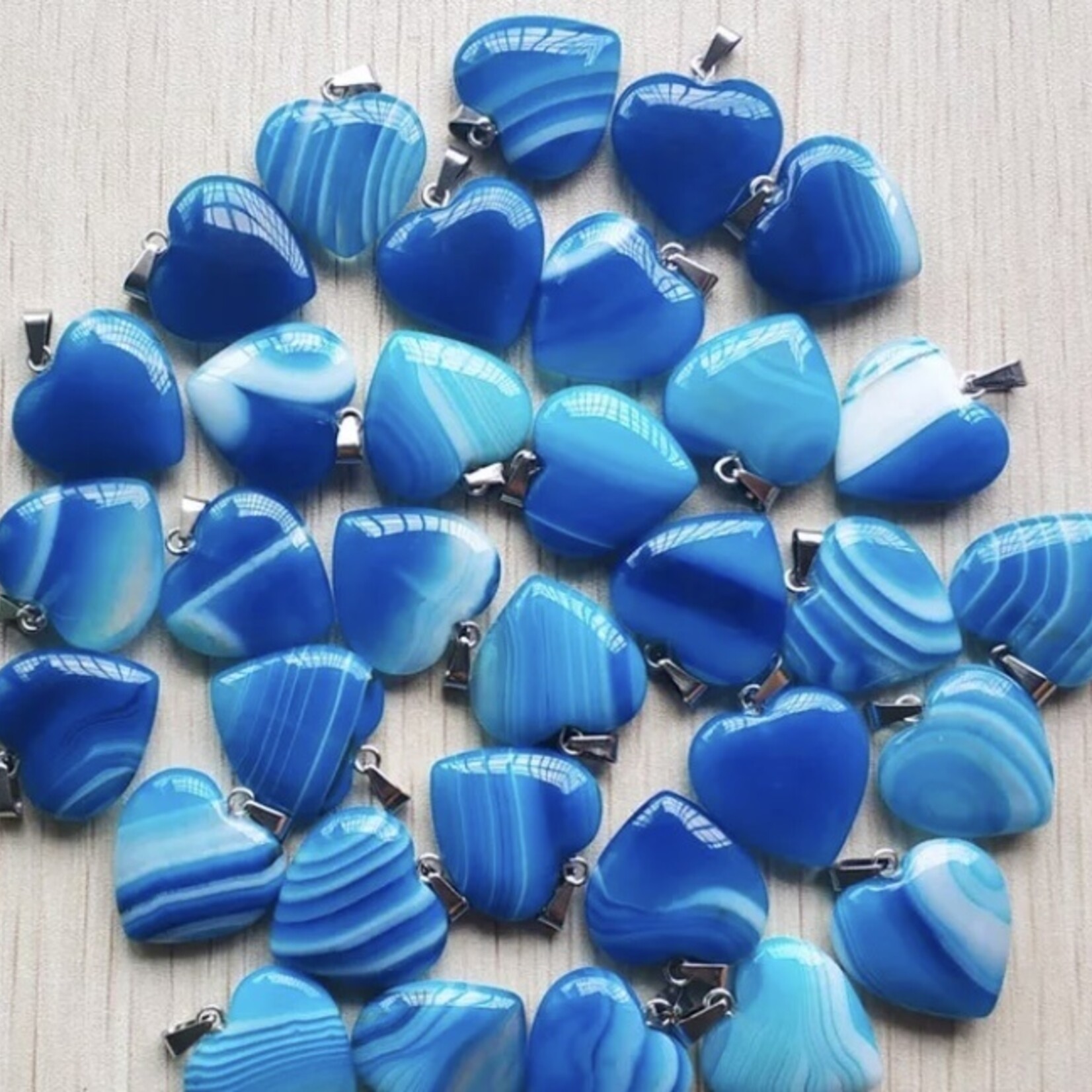 pendentif onyx rayures bleues 20mm