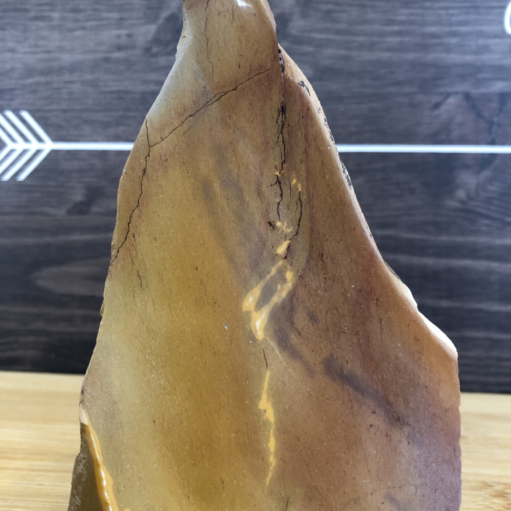 caramel mookaite jasper, cut base mookaite, mookaite polished, purifies and protects against negative influences and brings calm