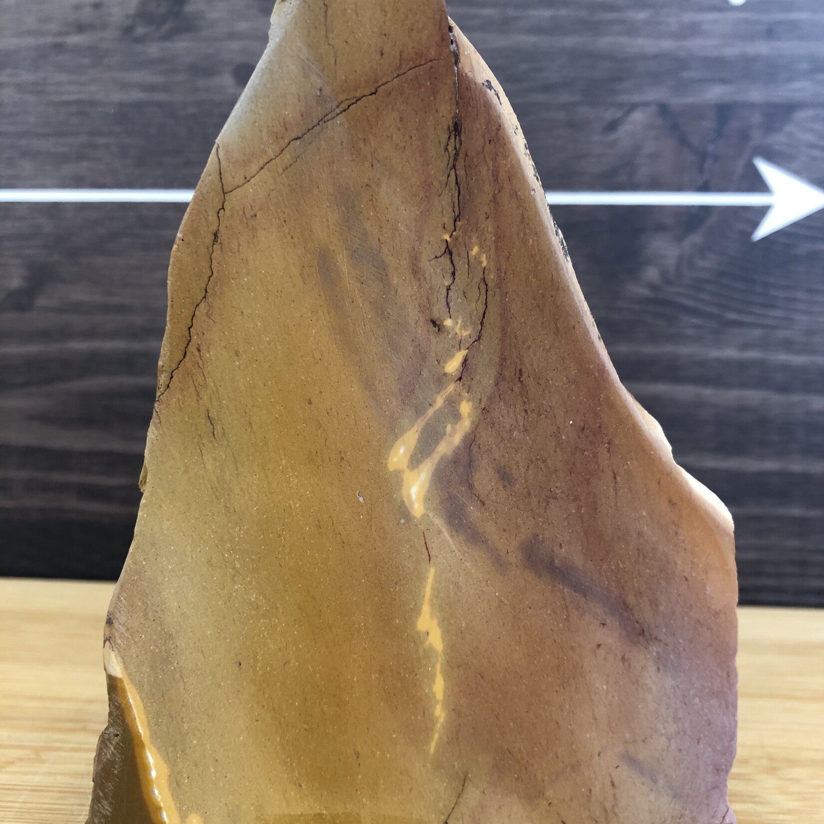 caramel mookaite jasper, cut base mookaite, mookaite polished, purifies and protects against negative influences and brings calm