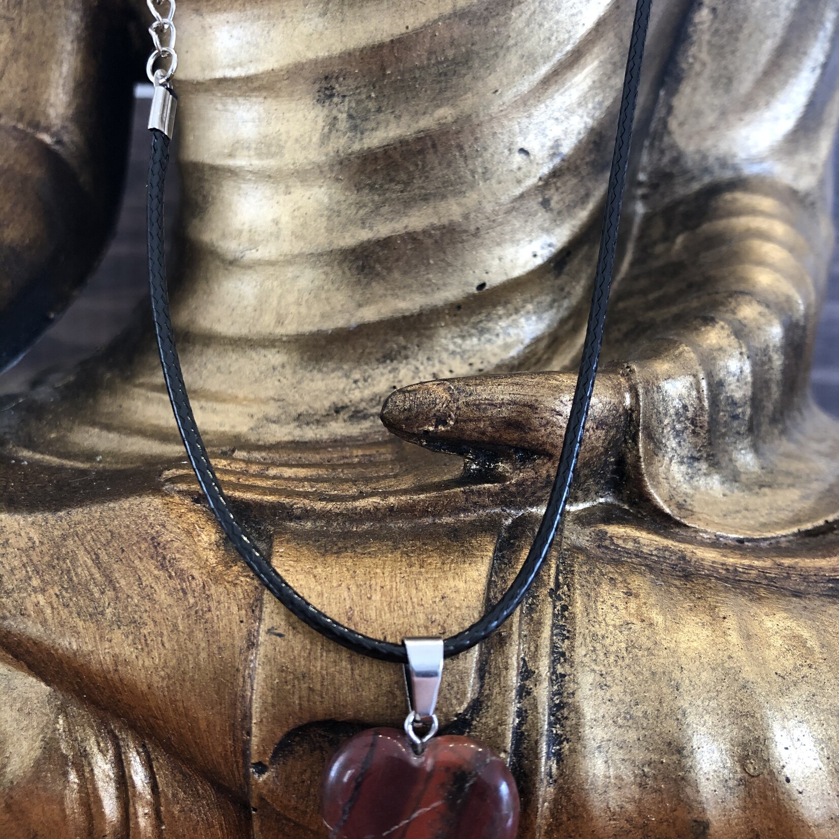 collier cœur pierre arc-en-ciel