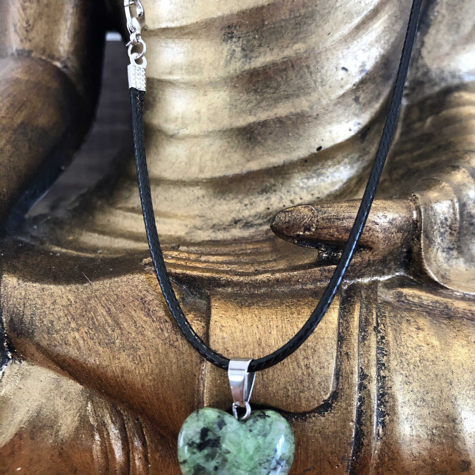 heart necklace rubis zoisite