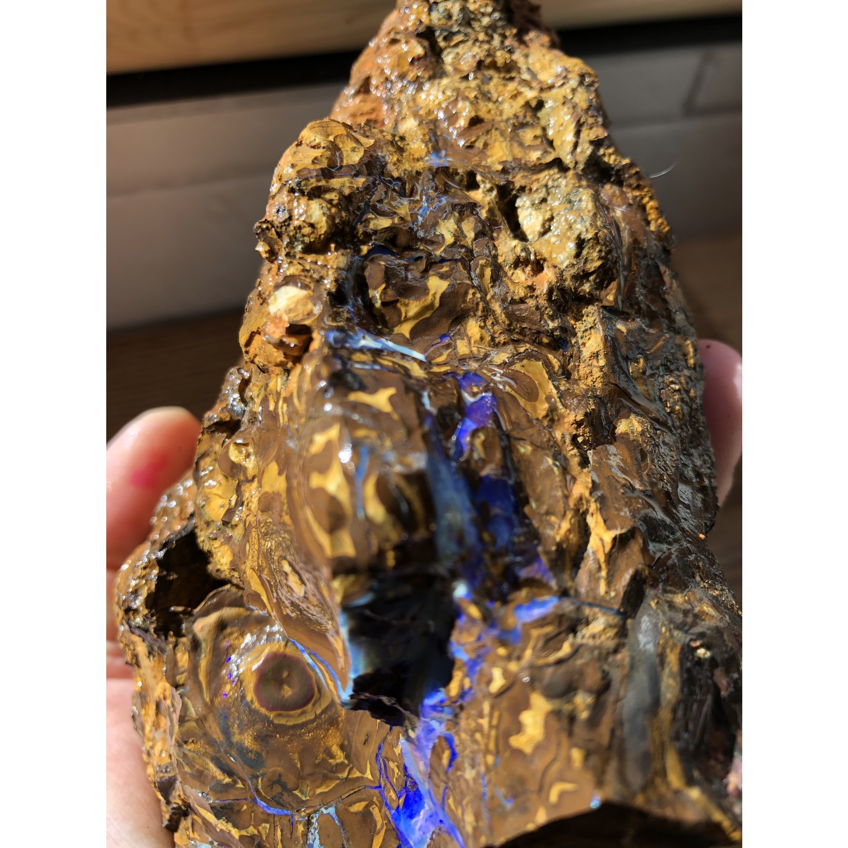 opale boulder rough-purple crystal