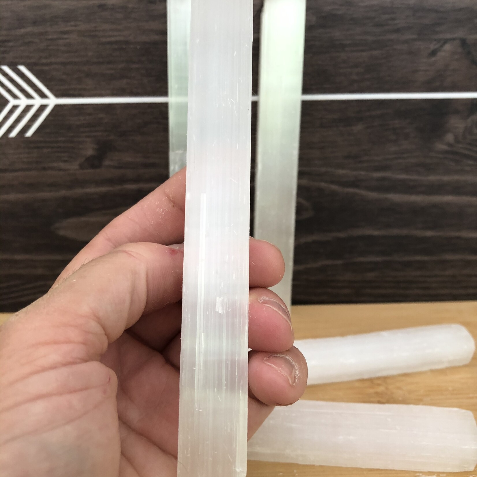 Bâton de Sélénite Naturel – Nettoyage Énergétique & Chargement des Cristaux | Sélénite Blanche pour l'Équilibre de l'Aura & Protection Spirituelle
