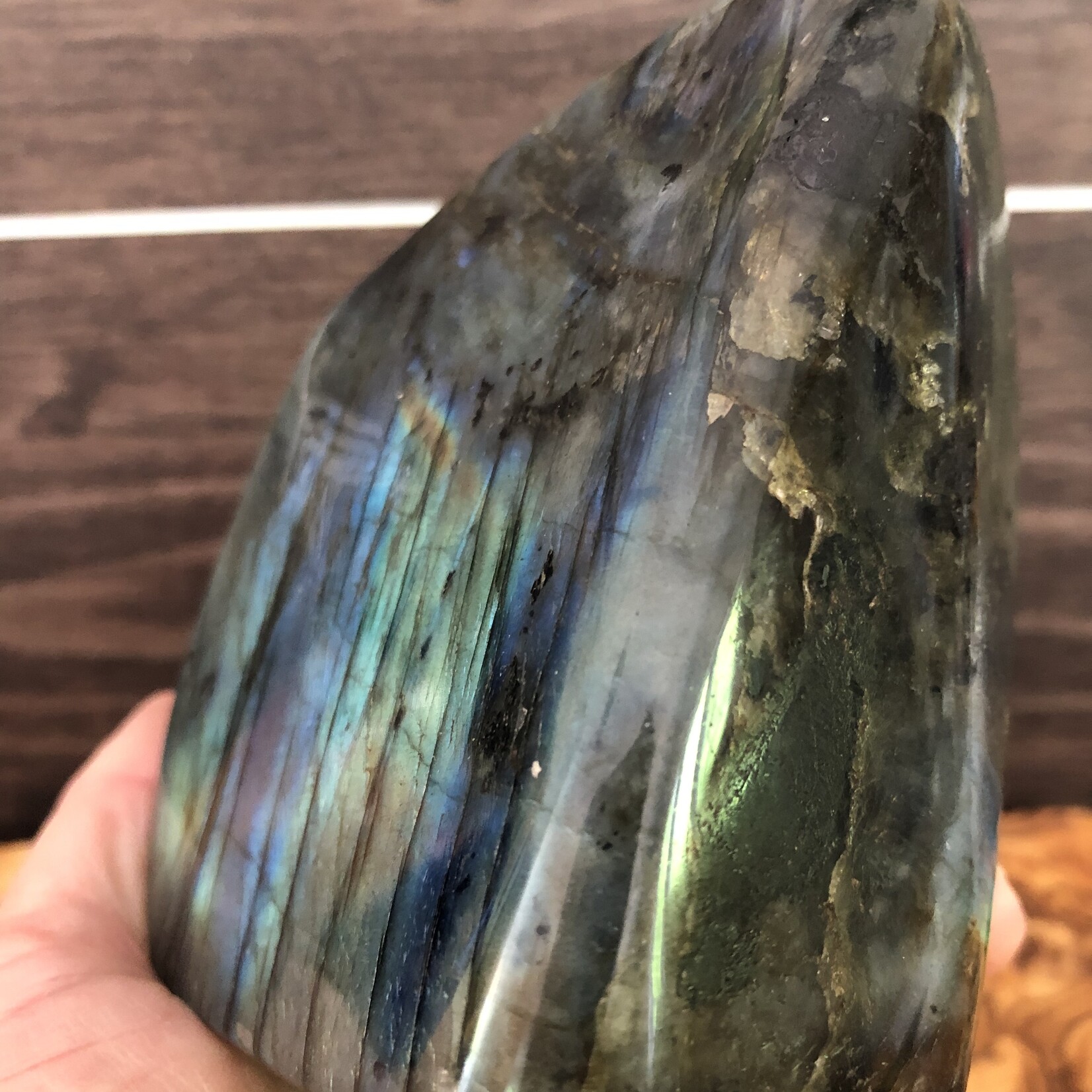 Grande Forme Libre de Labradorite – Stimulant de l'Imagination Créative, 801g
