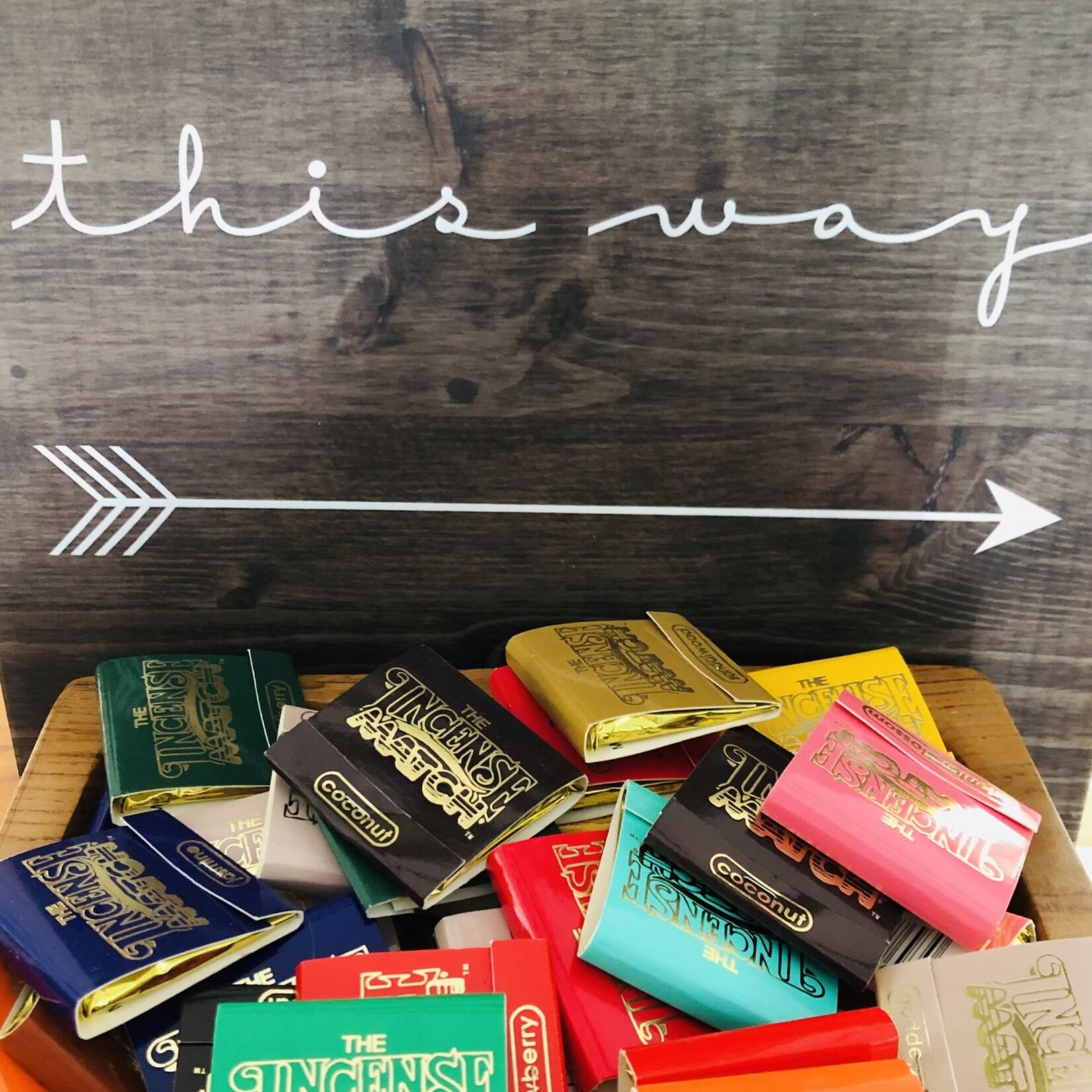 Portable Incense Matches- Odor-Eliminating, Lovely Scent for Home, Travel and Gifts