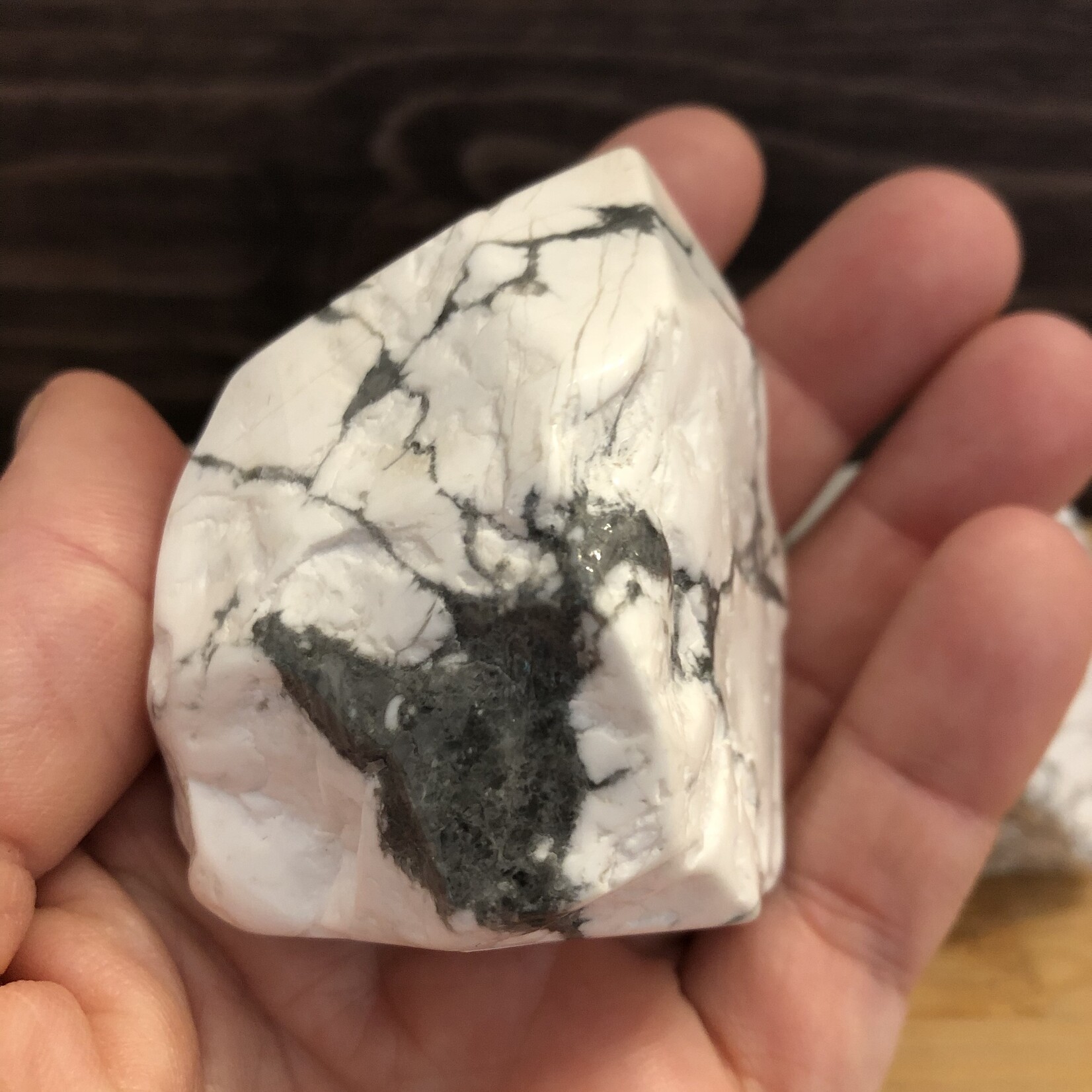 douce pointe de howlite naturelle, howlite blanc pointe polie, vous aide à vous endormir déposée sous l'oreiller pendant l'insomnie