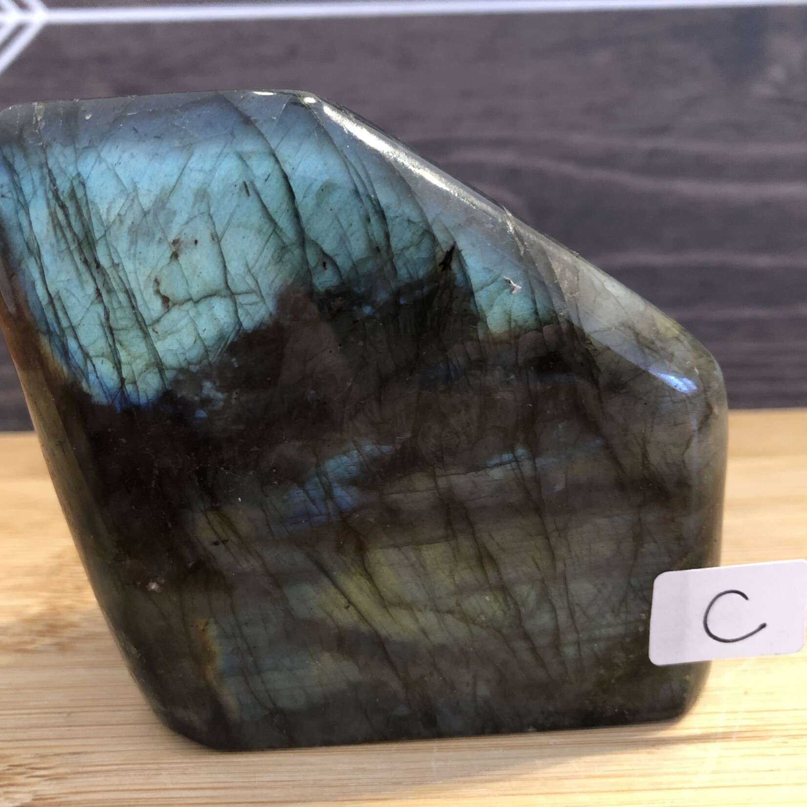 labradorite hexagonale forme libre, excellent pour renforcer l’intuition - la promotion des capacités psychiques