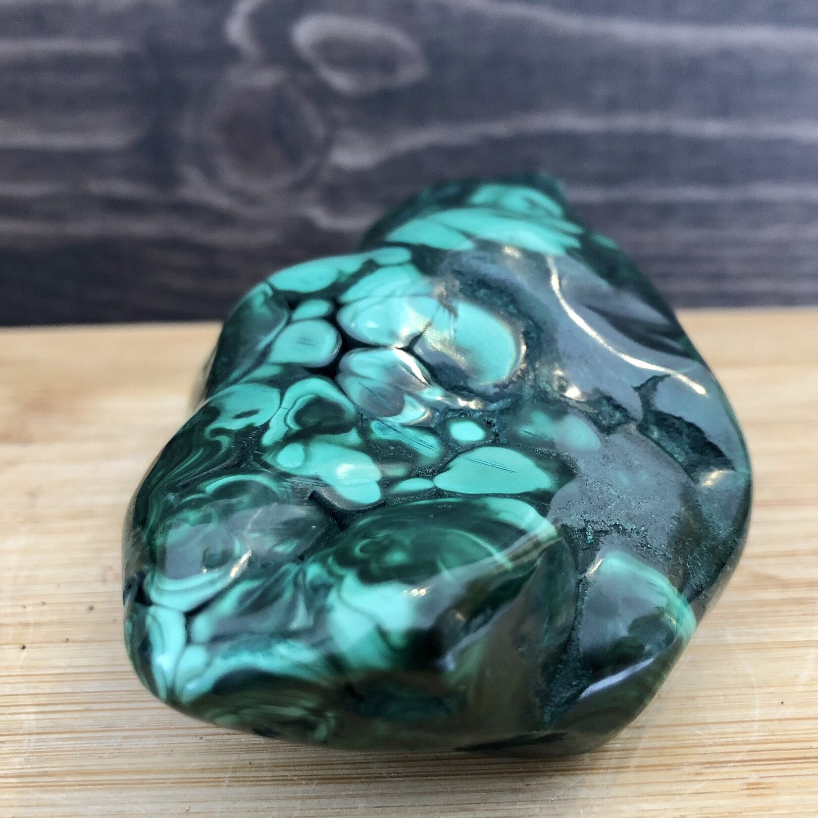 malachite forme libre vert fluorescent