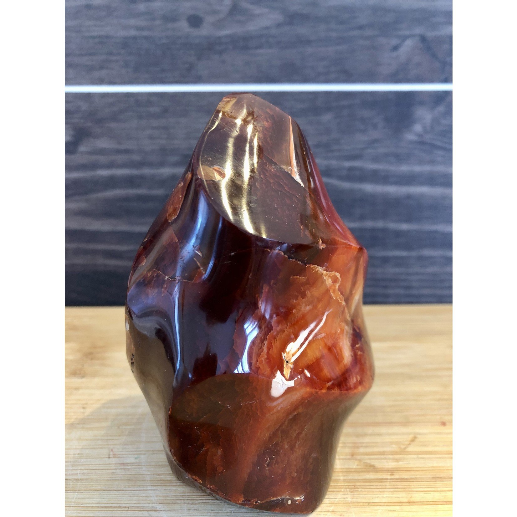 majestic carnelian flame, carnelian carving stone, has anti-inflammatory properties and acts on rheumatism and arthritis