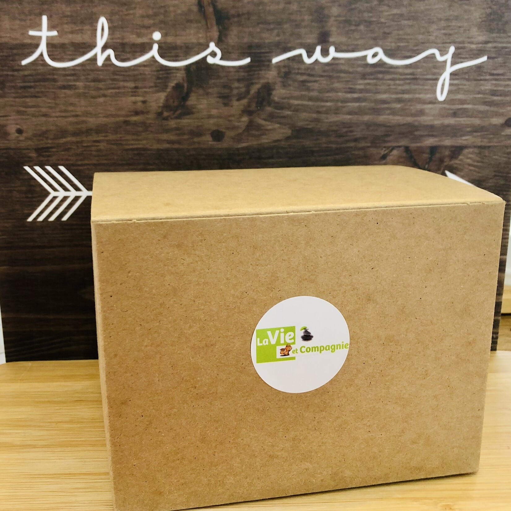 mystery box set quality stones for dogs , surprise box with quality stones and crystals, the perfect daily tool for your pet