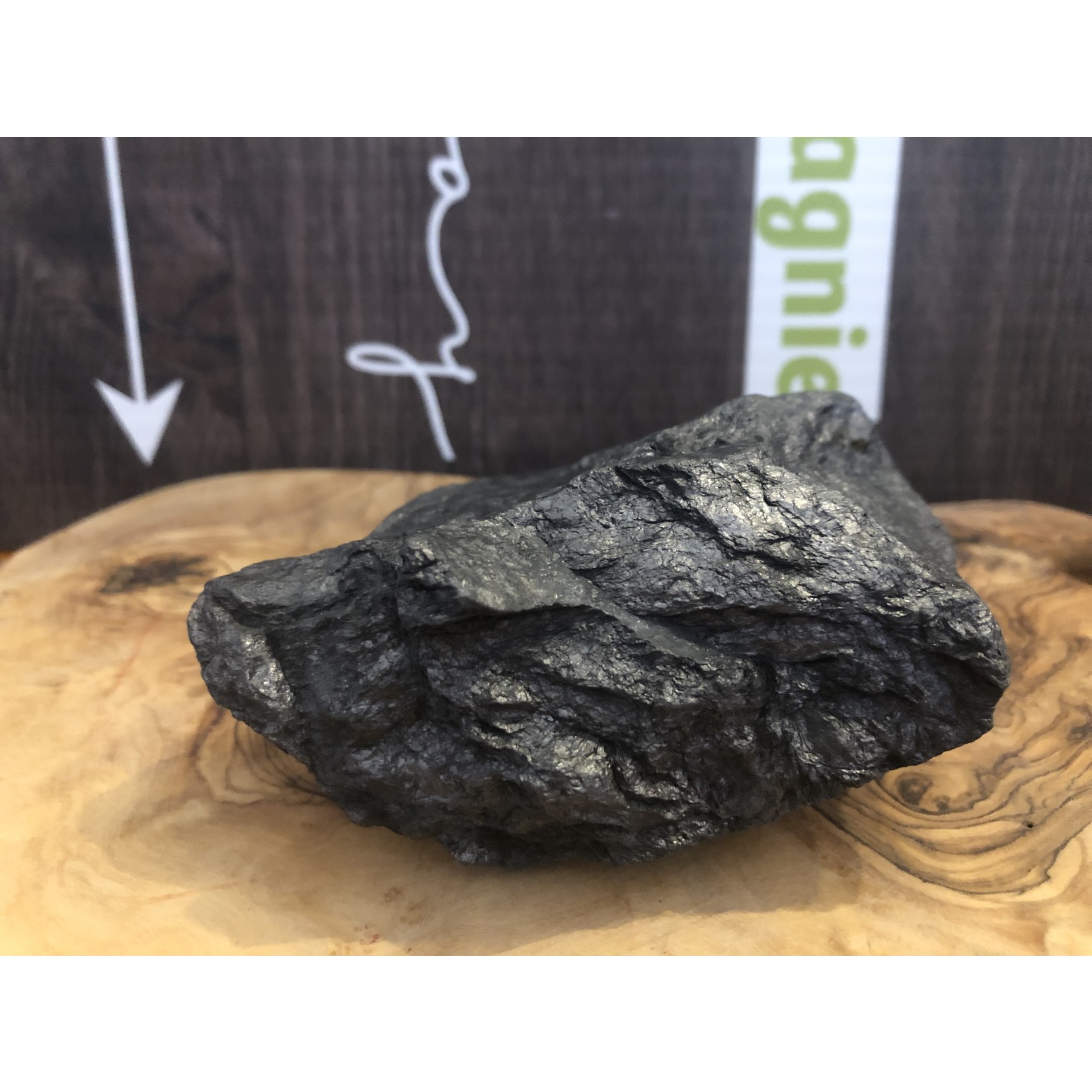 extra large natural shungite rock, has a unique and remarkable ability, neutralizes electromagnetic disturbances harmful to health