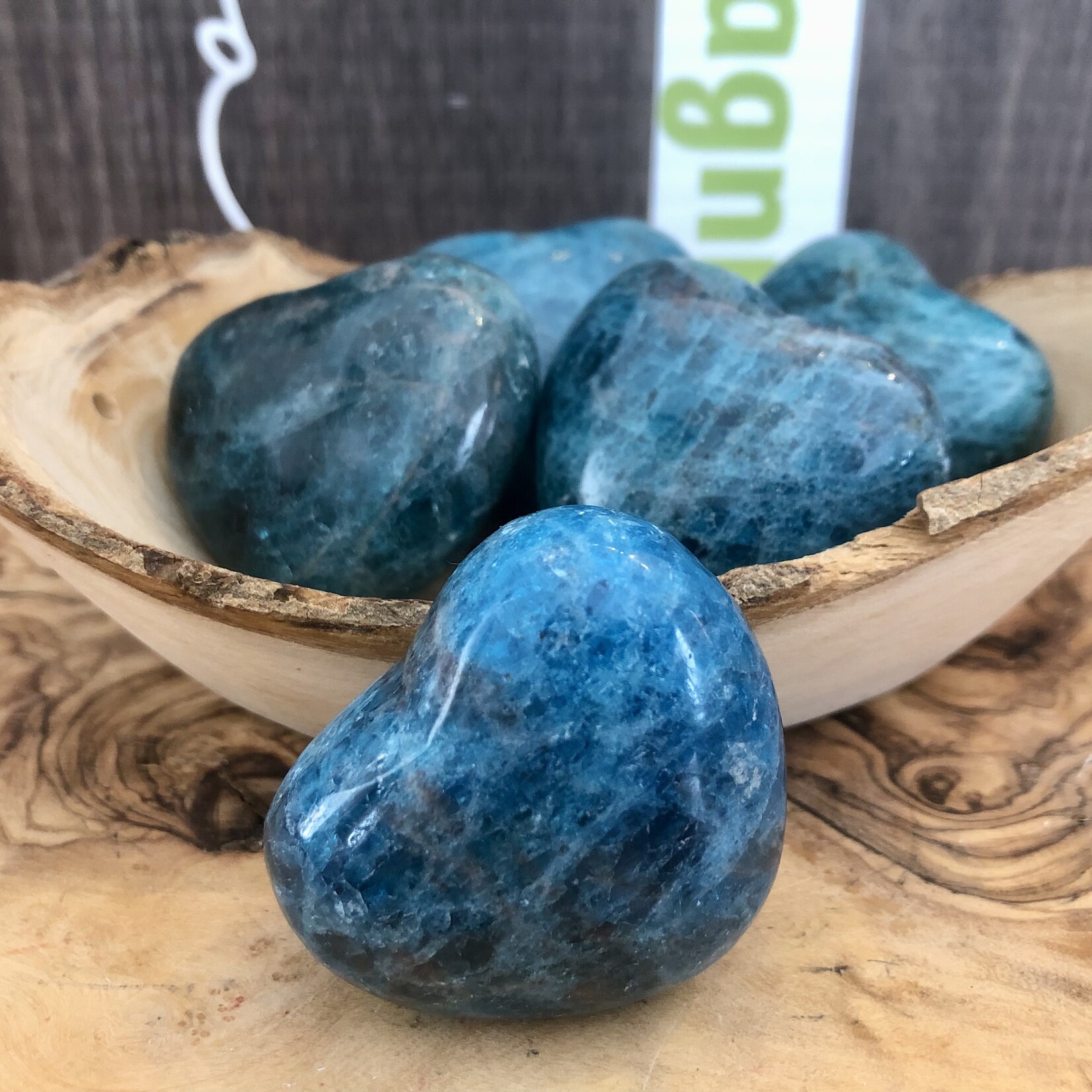 Radiant Blue Apatite Puffy Heart- Enhancing Communication and Self-Expression with Love and Clarity