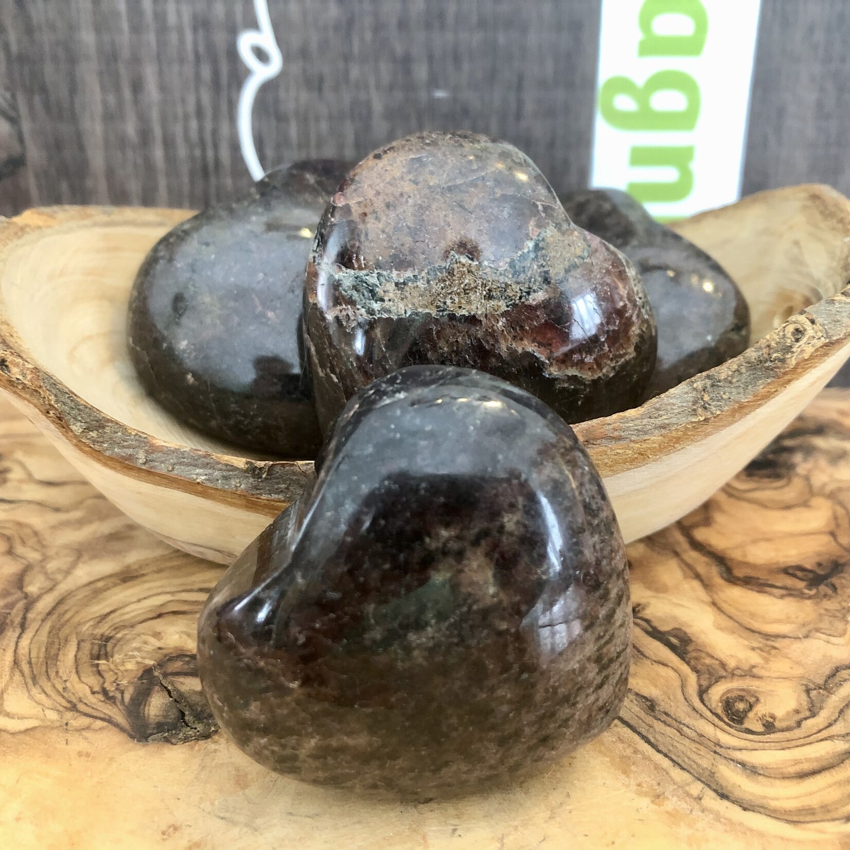 Revitalizing Garnet Heart- A Symbol of Pure, Circulatory Wellness and Emotional Harmony