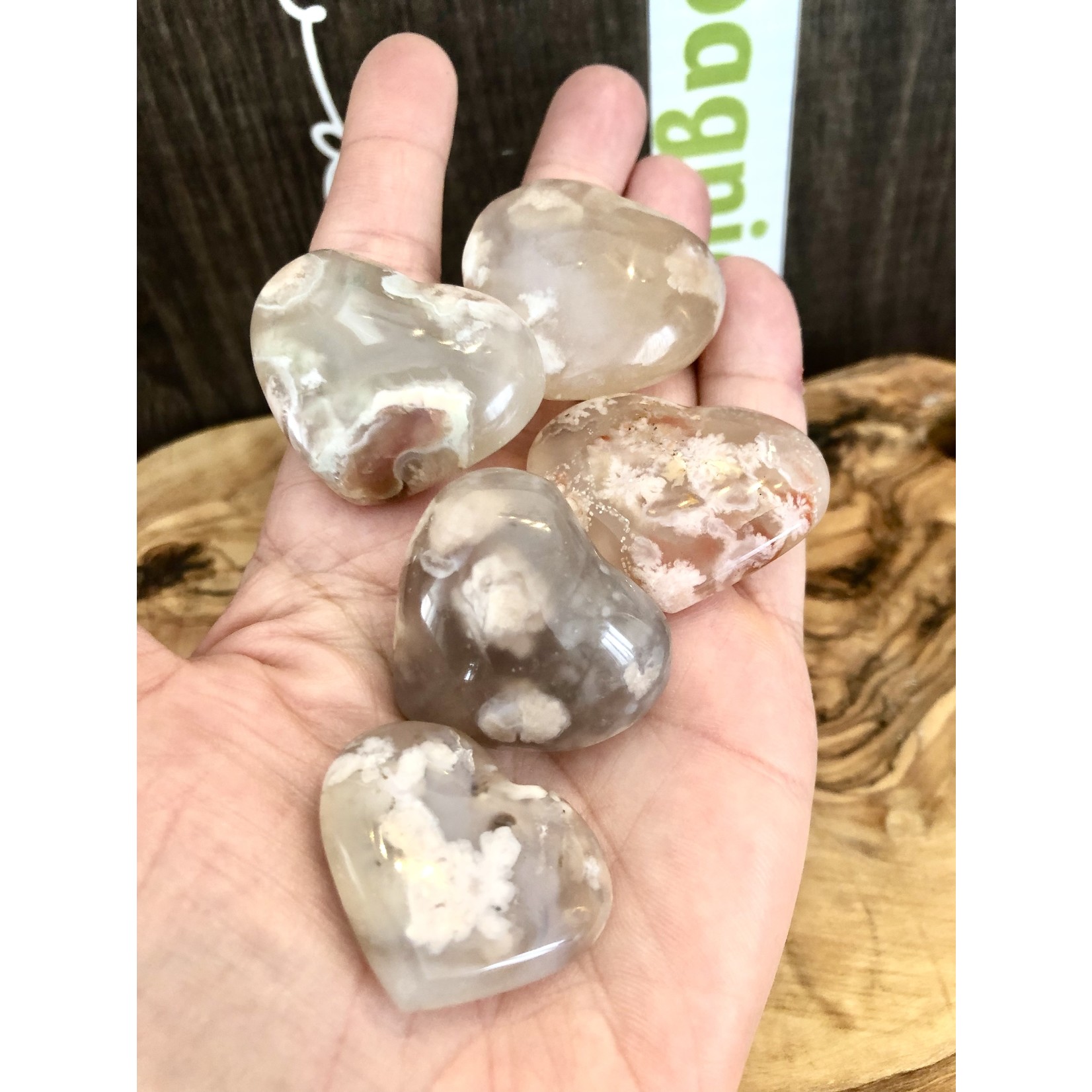 beautiful flower agate heart, natural agate heart, helps to calm down, so it acts against stress anxiety depression