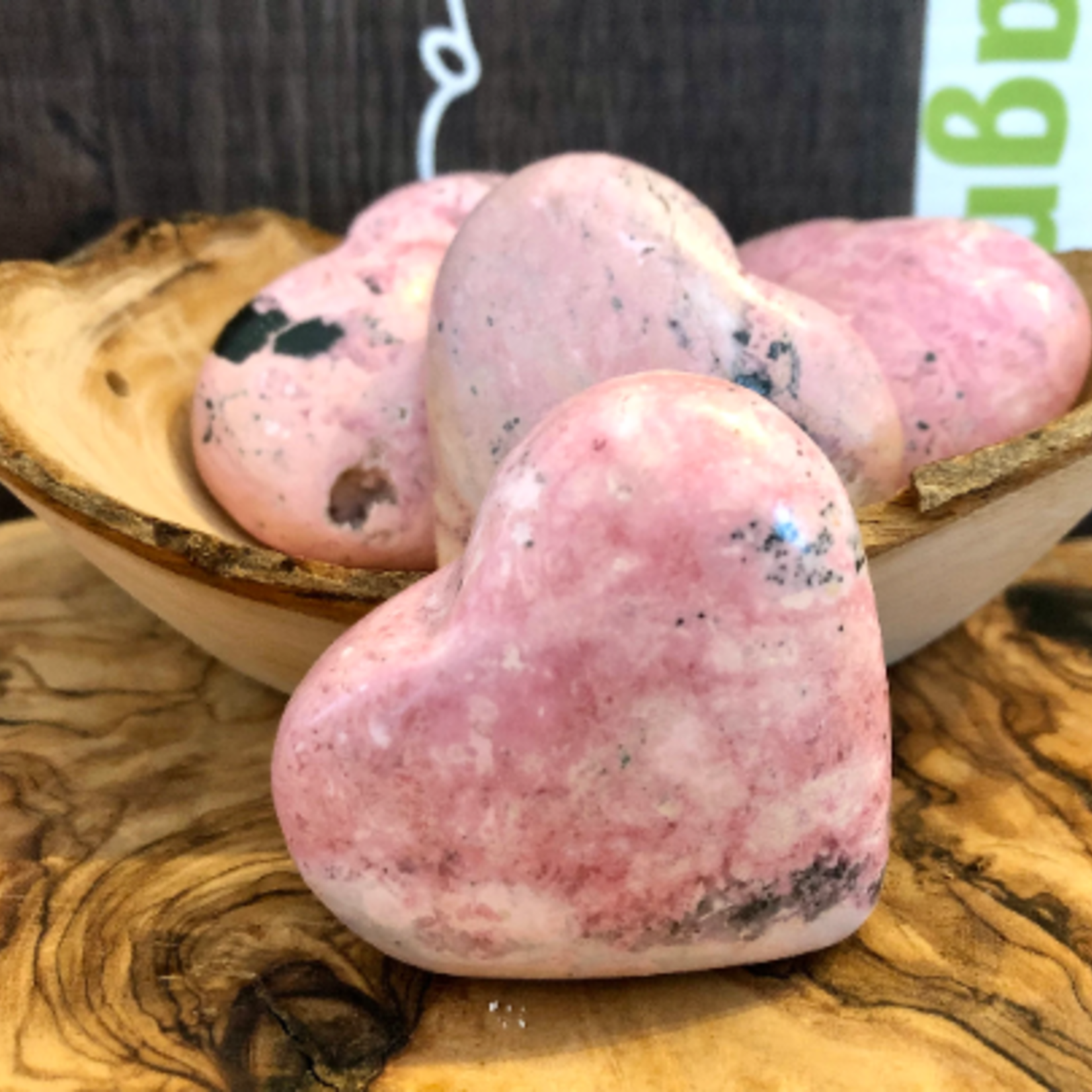Rhodonite Naturelle en Forme de Cœur - Pierre de Guérison contre les Traumas et les Blessures Émotionnelles
