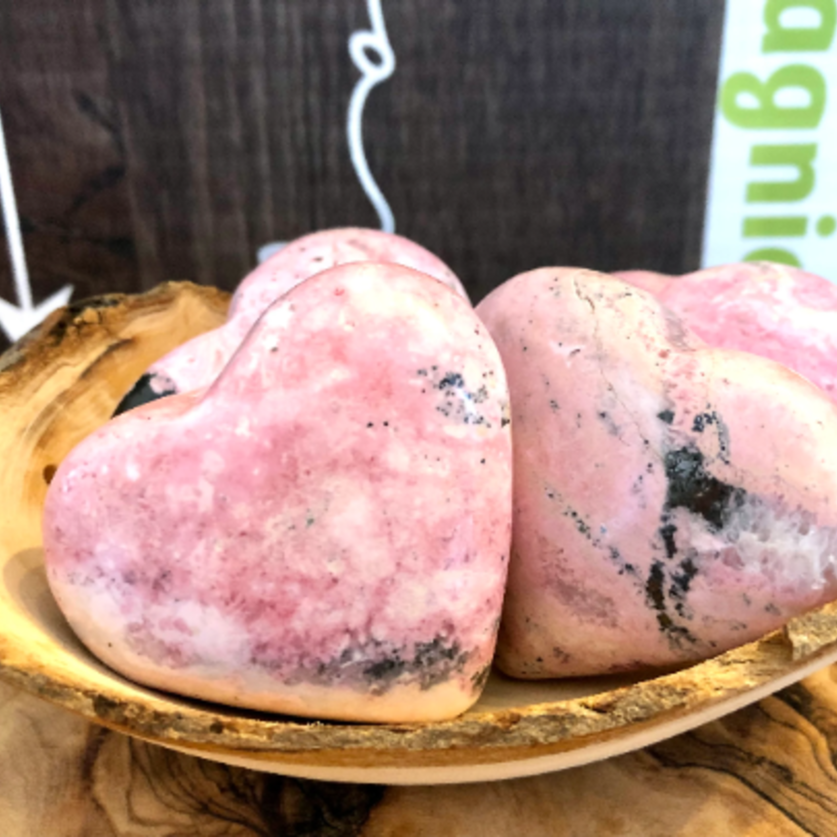 Rhodonite Naturelle en Forme de Cœur - Pierre de Guérison contre les Traumas et les Blessures Émotionnelles