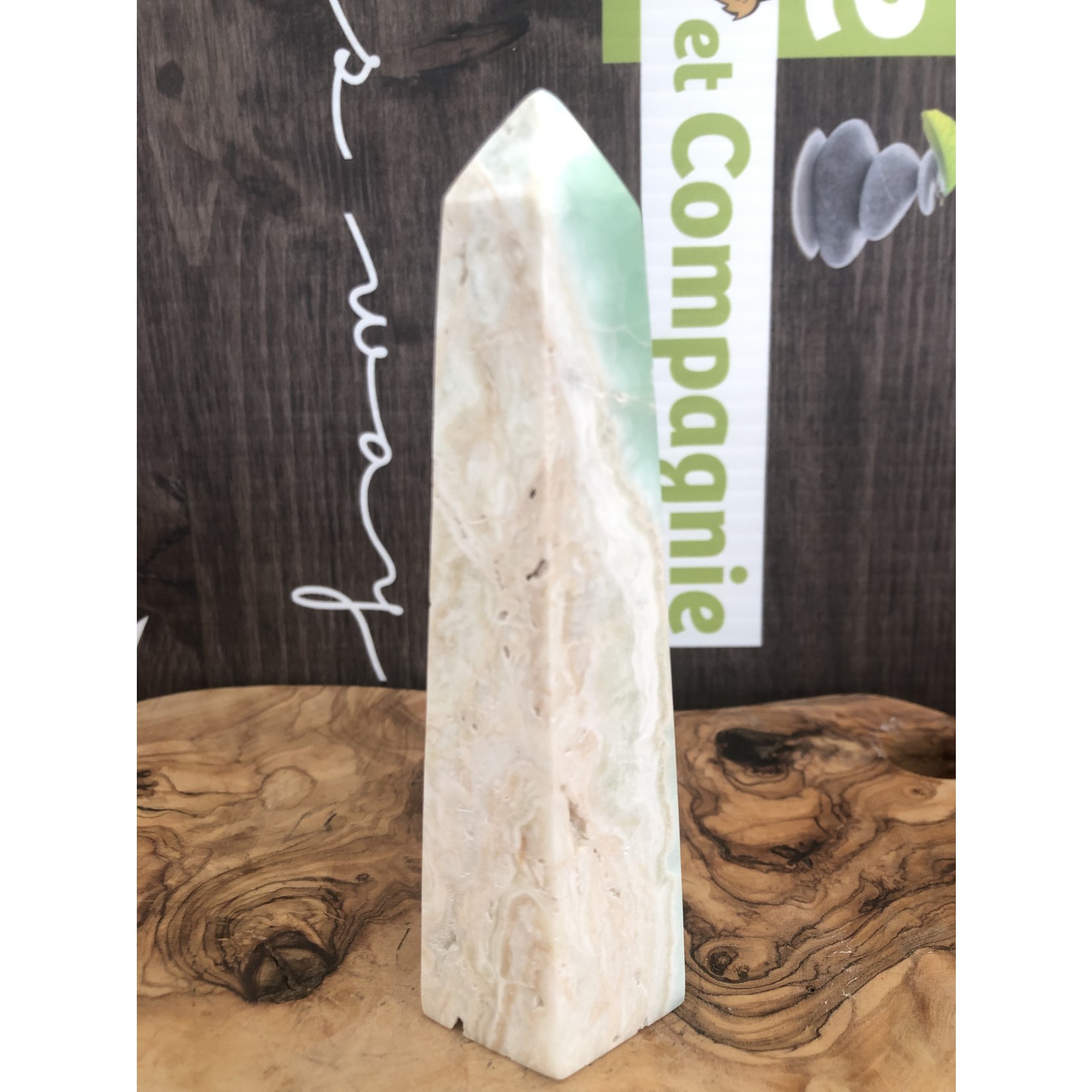 large caribbean calcite tower, purifies and aligns the chakras, balances the yin and yang energies