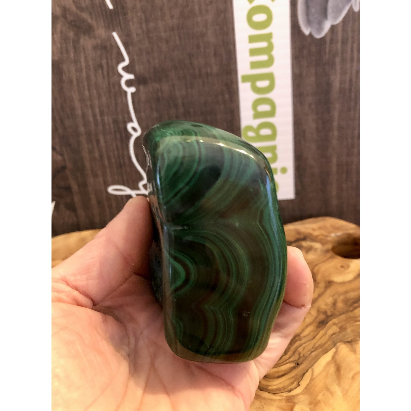 Energizing Malachite Free Form – Dark Green Hue Boosts Self-Confidence with Stunning Patterns