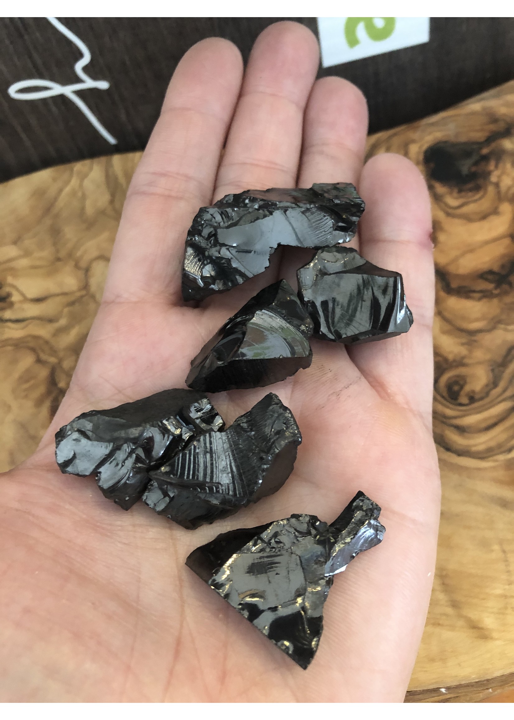natural shungite elite, crystallized shungite has tenfold energy qualities compared to the "classic"