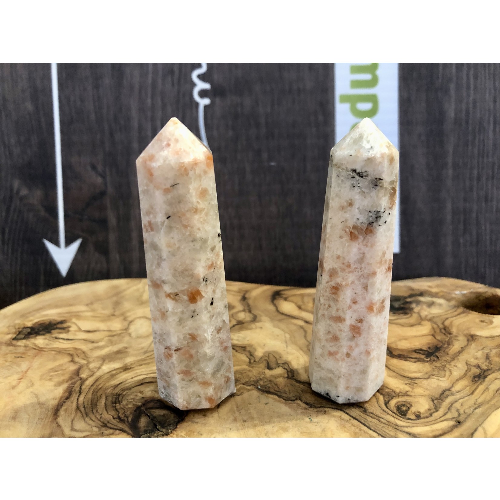 sunstone obelisk, allow to convey an invigorating energy, both in women and in men