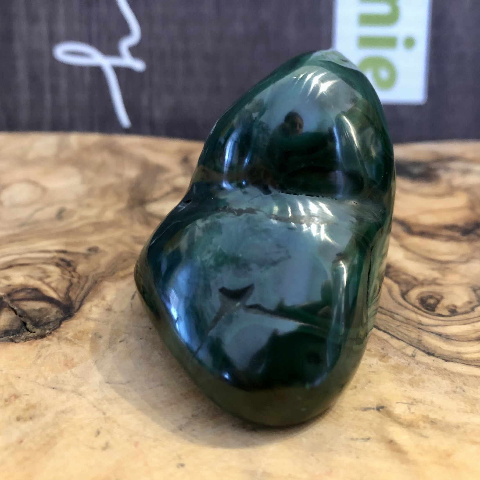 pretty malachite freeform, used for meditation and dream interpretation