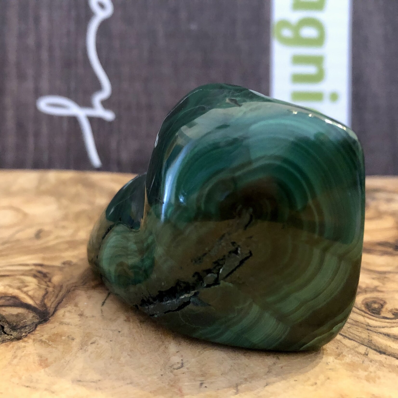 pretty malachite freeform, used for meditation and dream interpretation