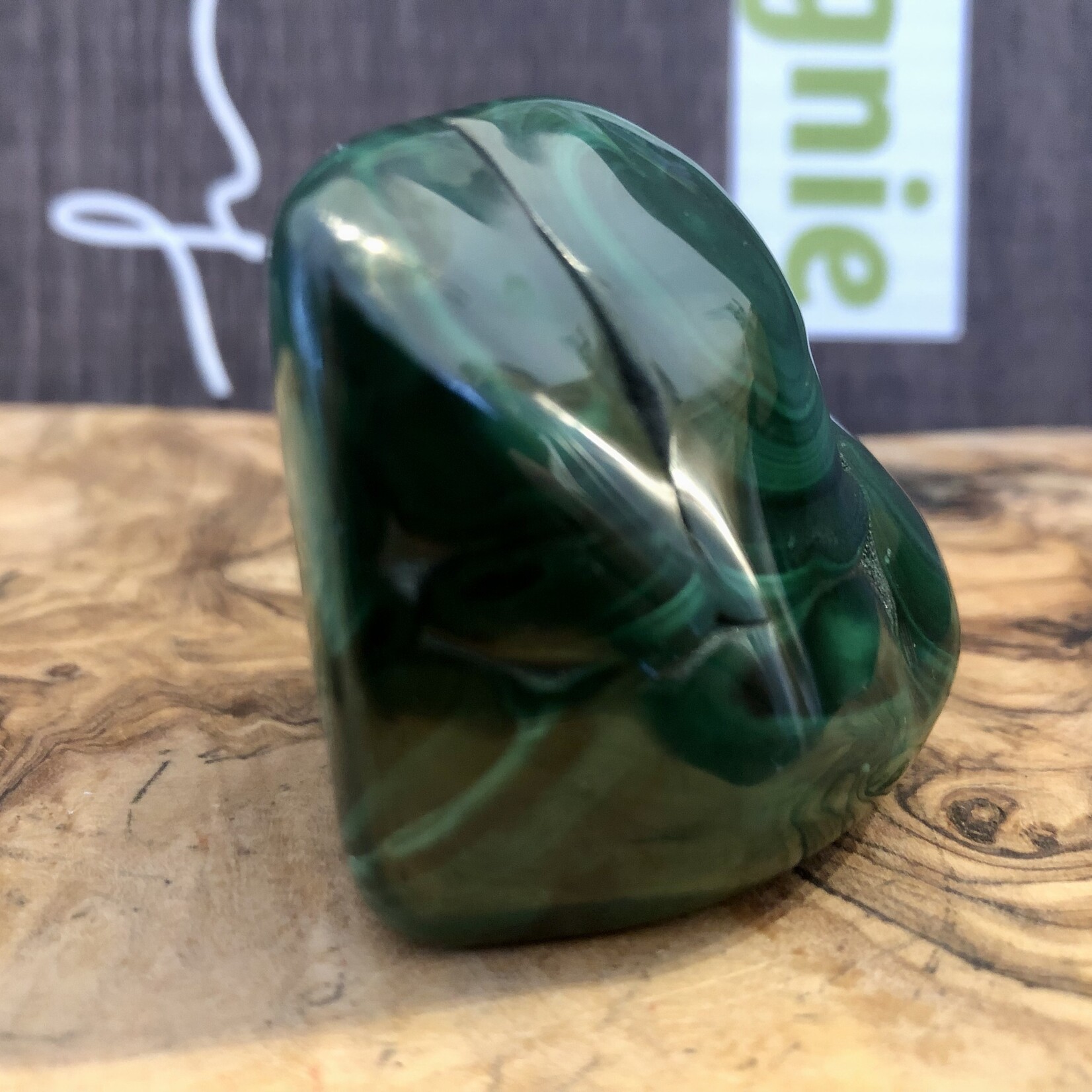 pretty malachite freeform, used for meditation and dream interpretation