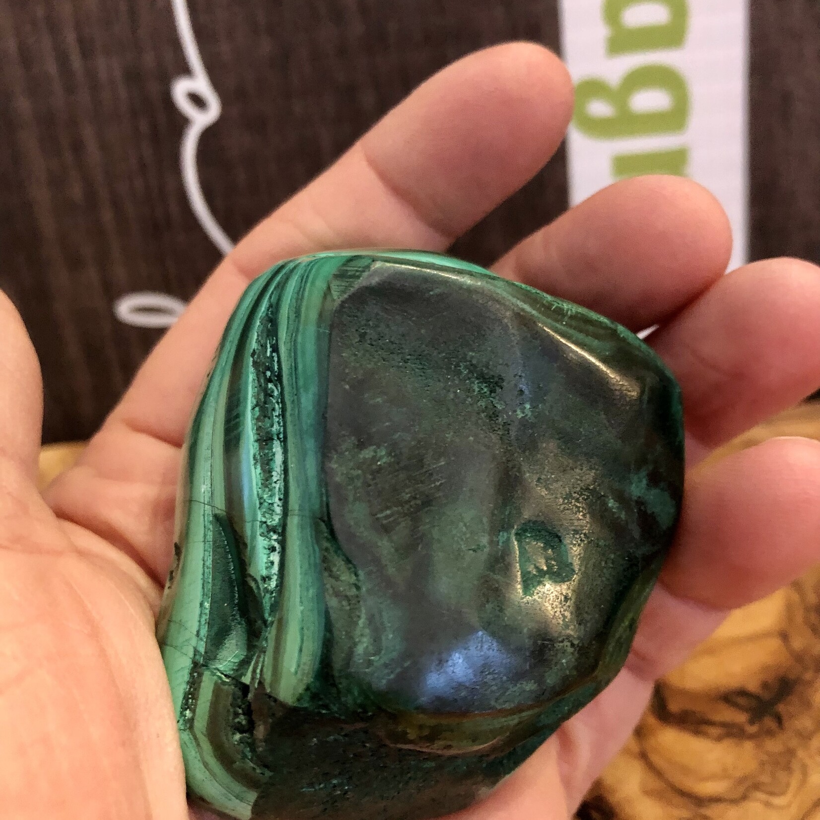 energizing malachite free form, it improves self-confidence
