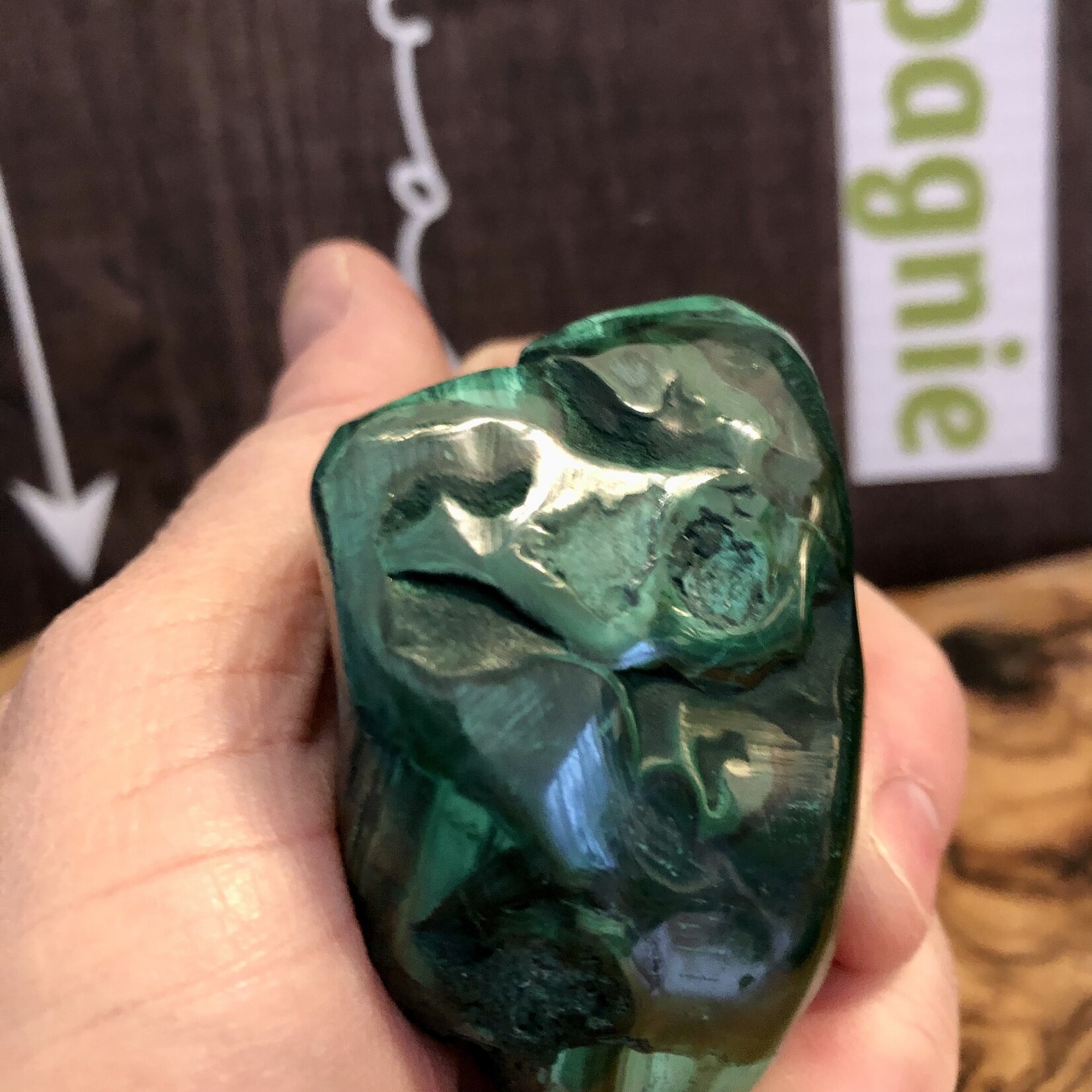 energizing malachite free form, it improves self-confidence