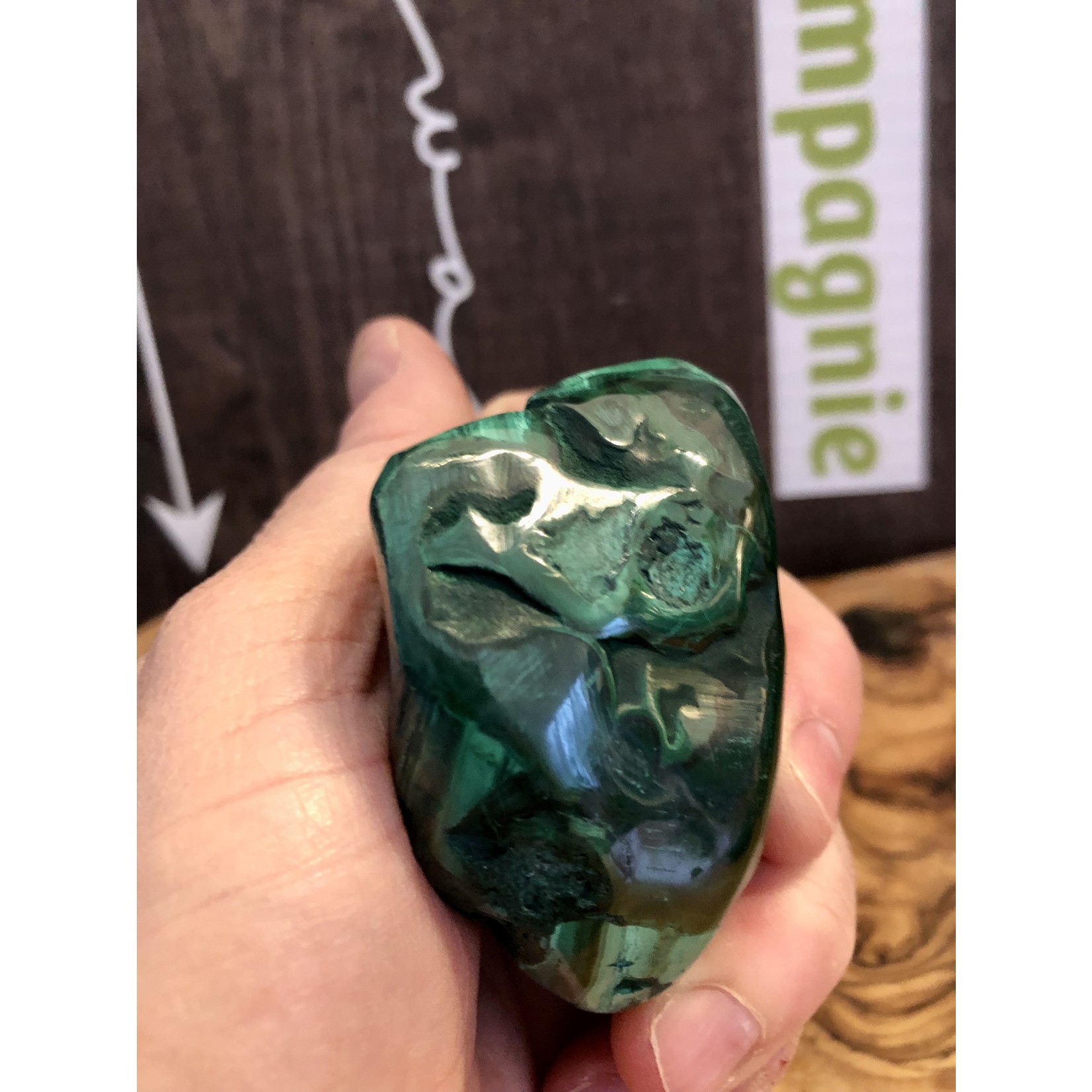 energizing malachite free form, it improves self-confidence