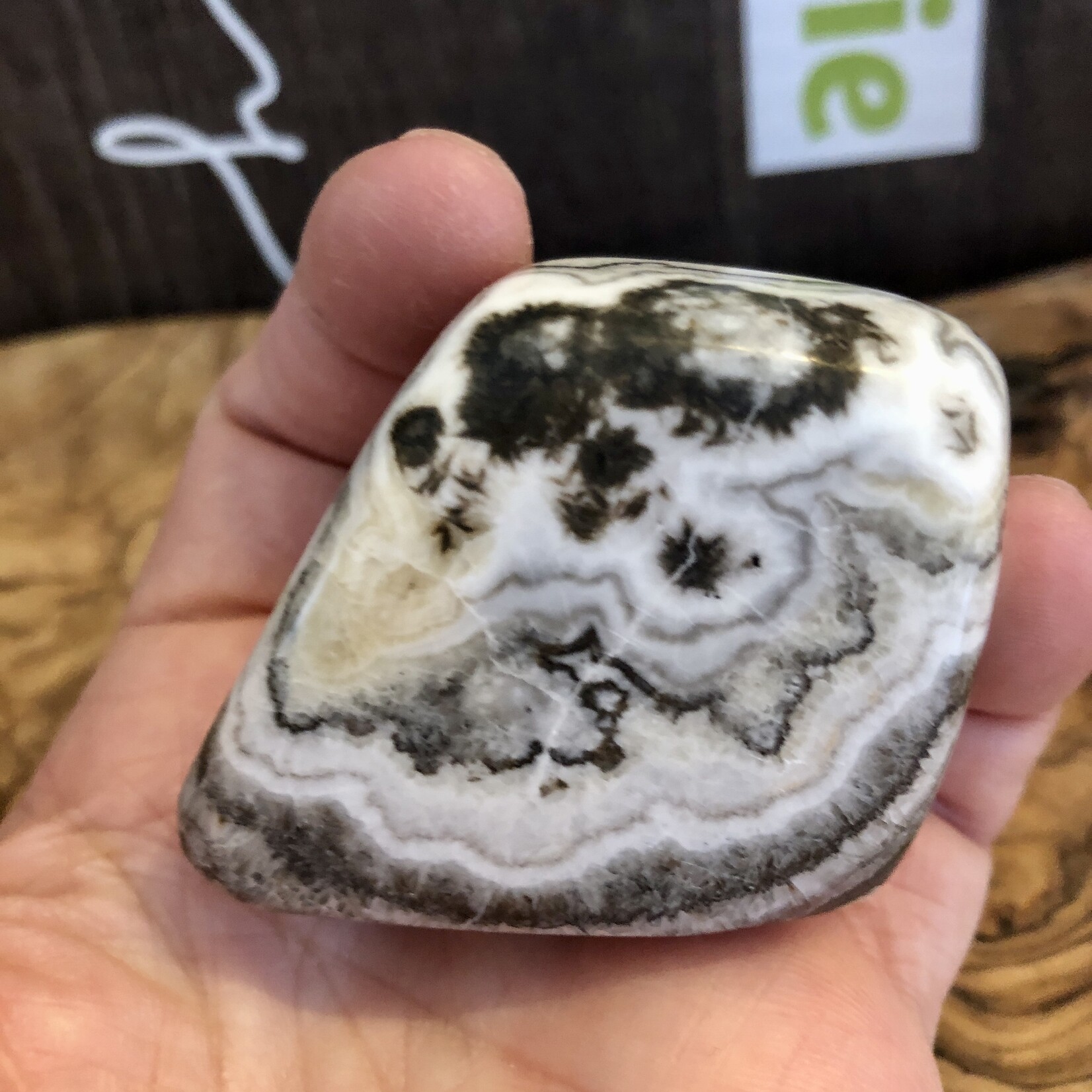 soft tiger calcite polished, zebra calcite, connects the emotions with the intellect