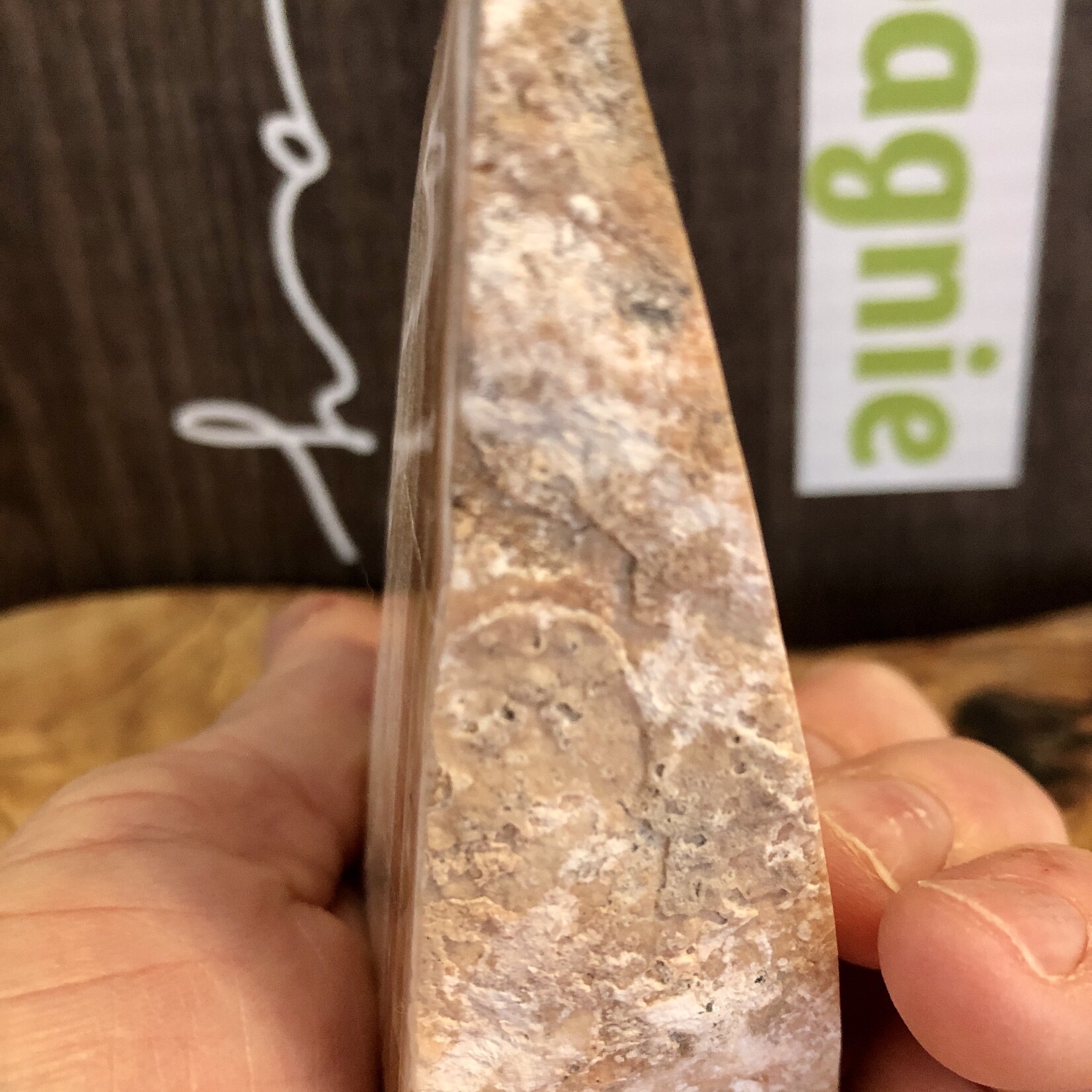 douce calcite à bandes polie, calcite orange, aide à accéder à un guidage supérieur et à sa connexion à l'ensemble