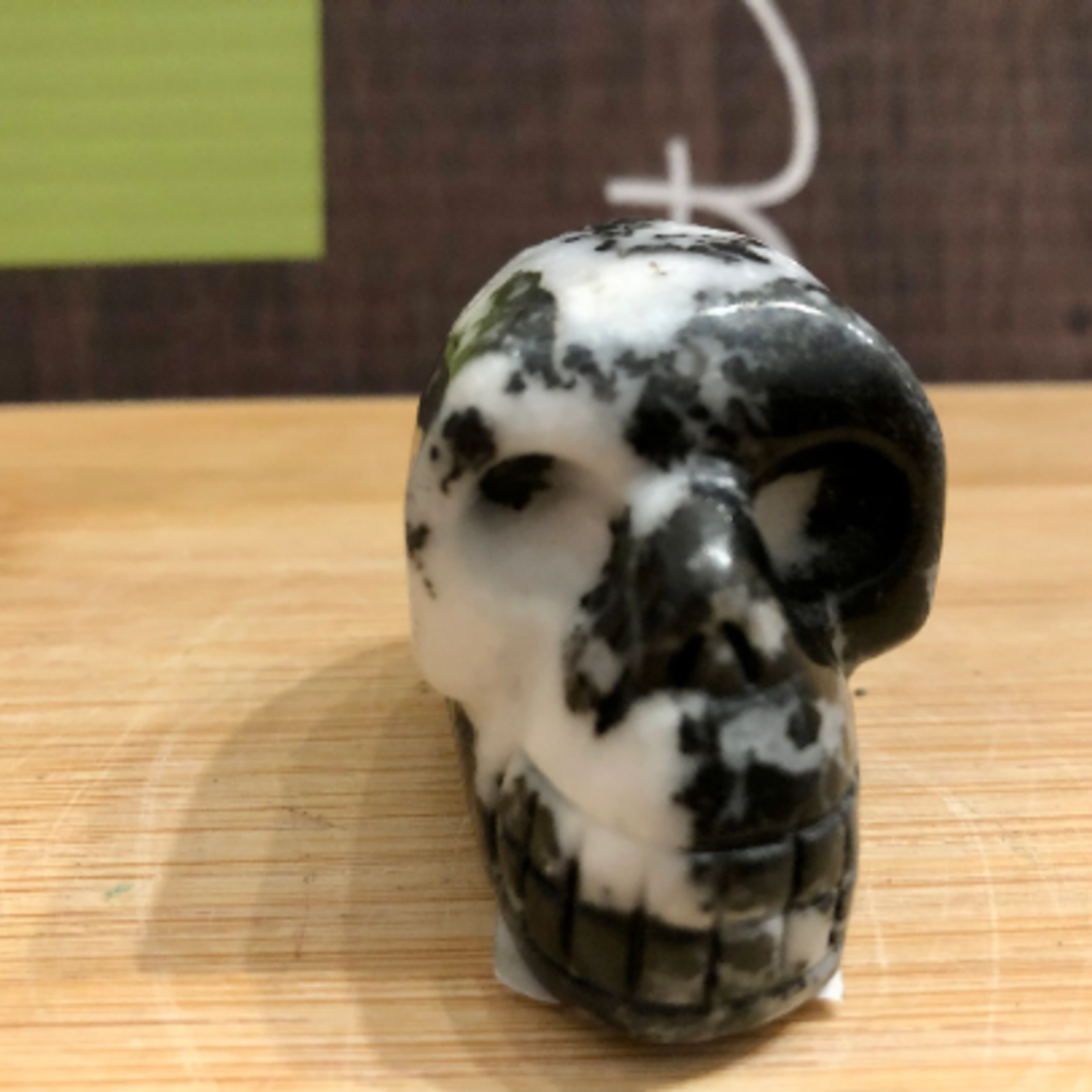 perfect skull stone, lava stone, tiger calcite, known for their healing and healing vibrations, on the physical, mental and spiritual levels