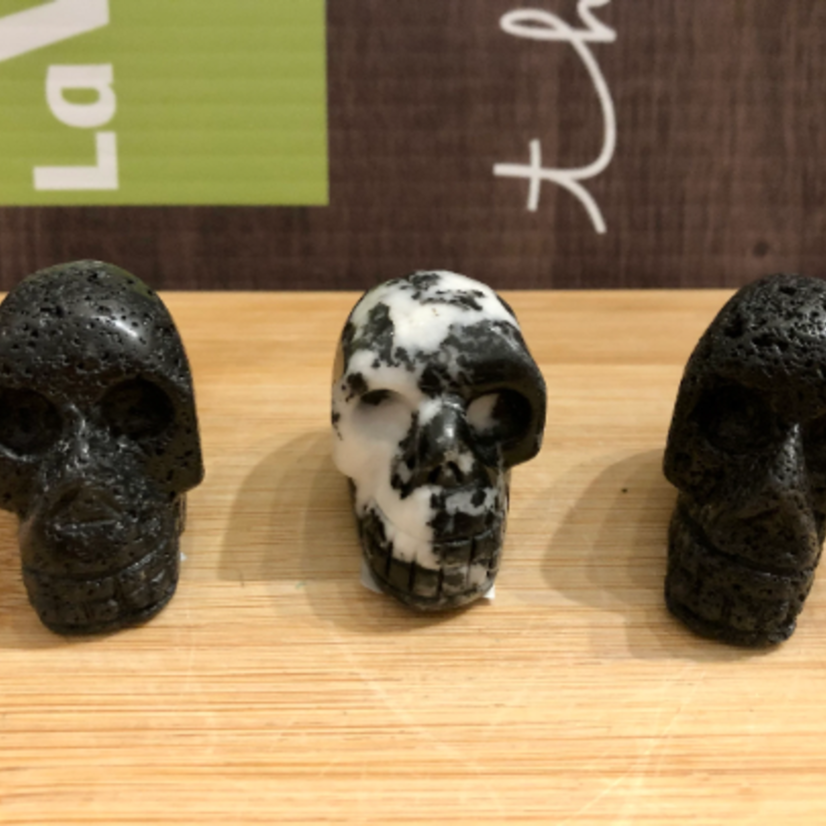 perfect skull stone, lava stone, tiger calcite, known for their healing and healing vibrations, on the physical, mental and spiritual levels