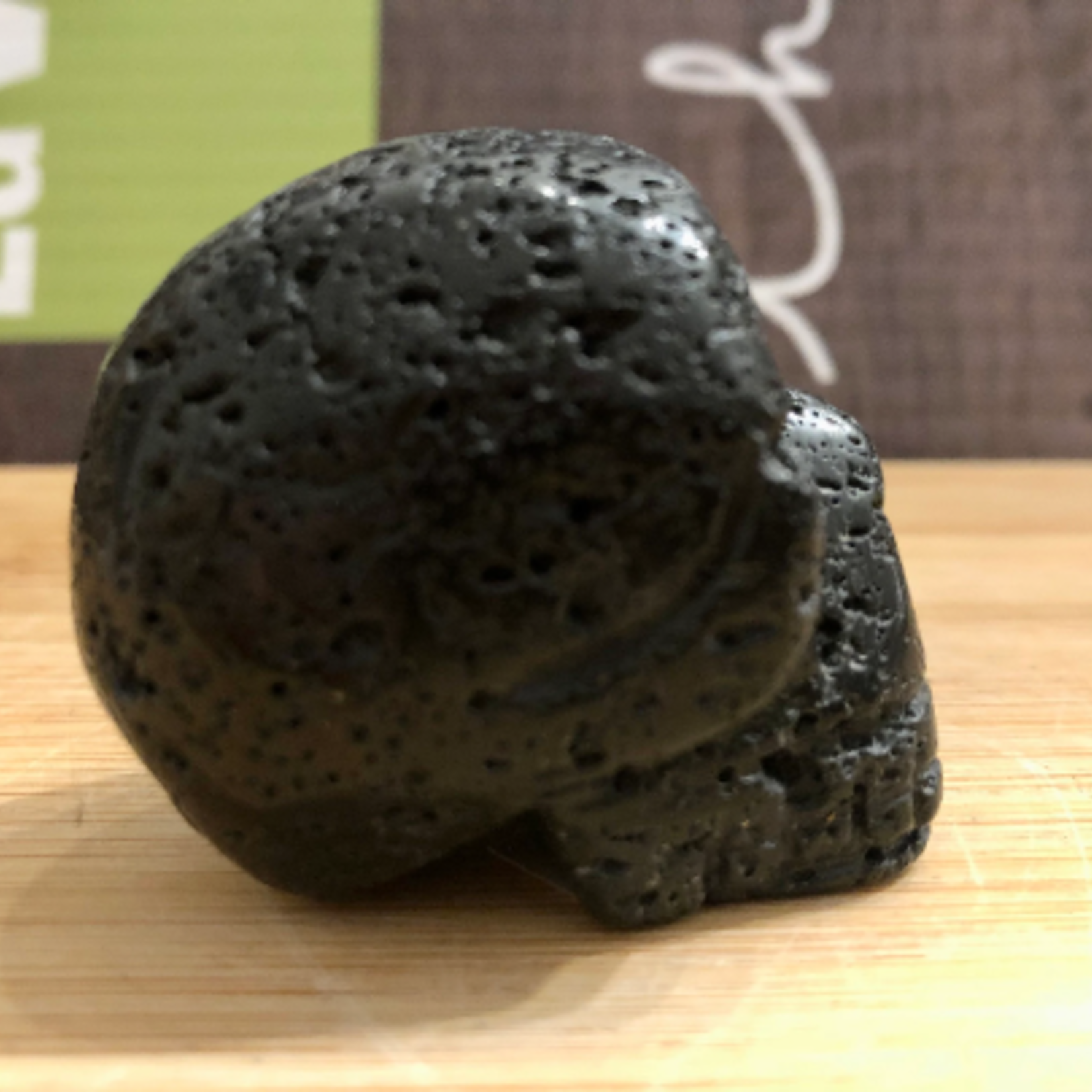 perfect skull stone, lava stone, tiger calcite, known for their healing and healing vibrations, on the physical, mental and spiritual levels