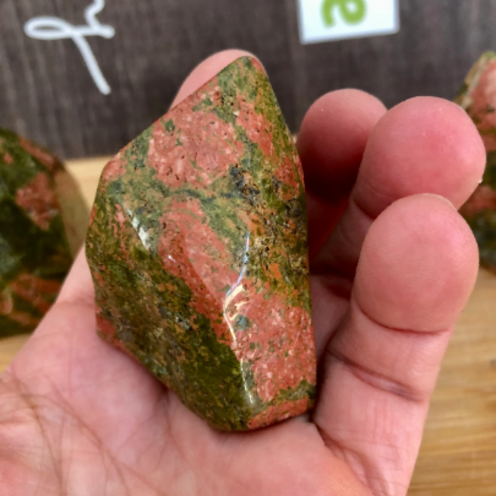 soft polished unakite stone, excellent support that helps us overcome our failures and free ourselves from the past or traumatic events