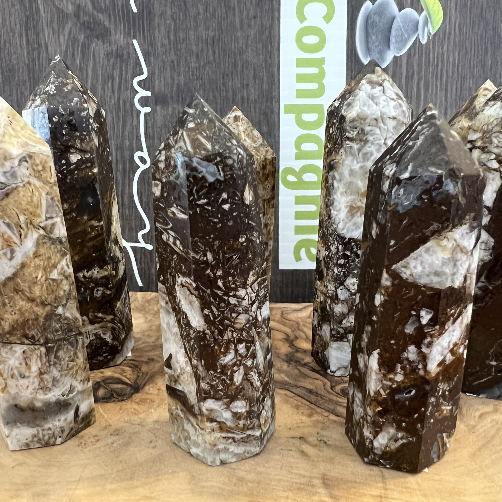 Dragon Veins Agate Tower – Path to Love and Happiness
