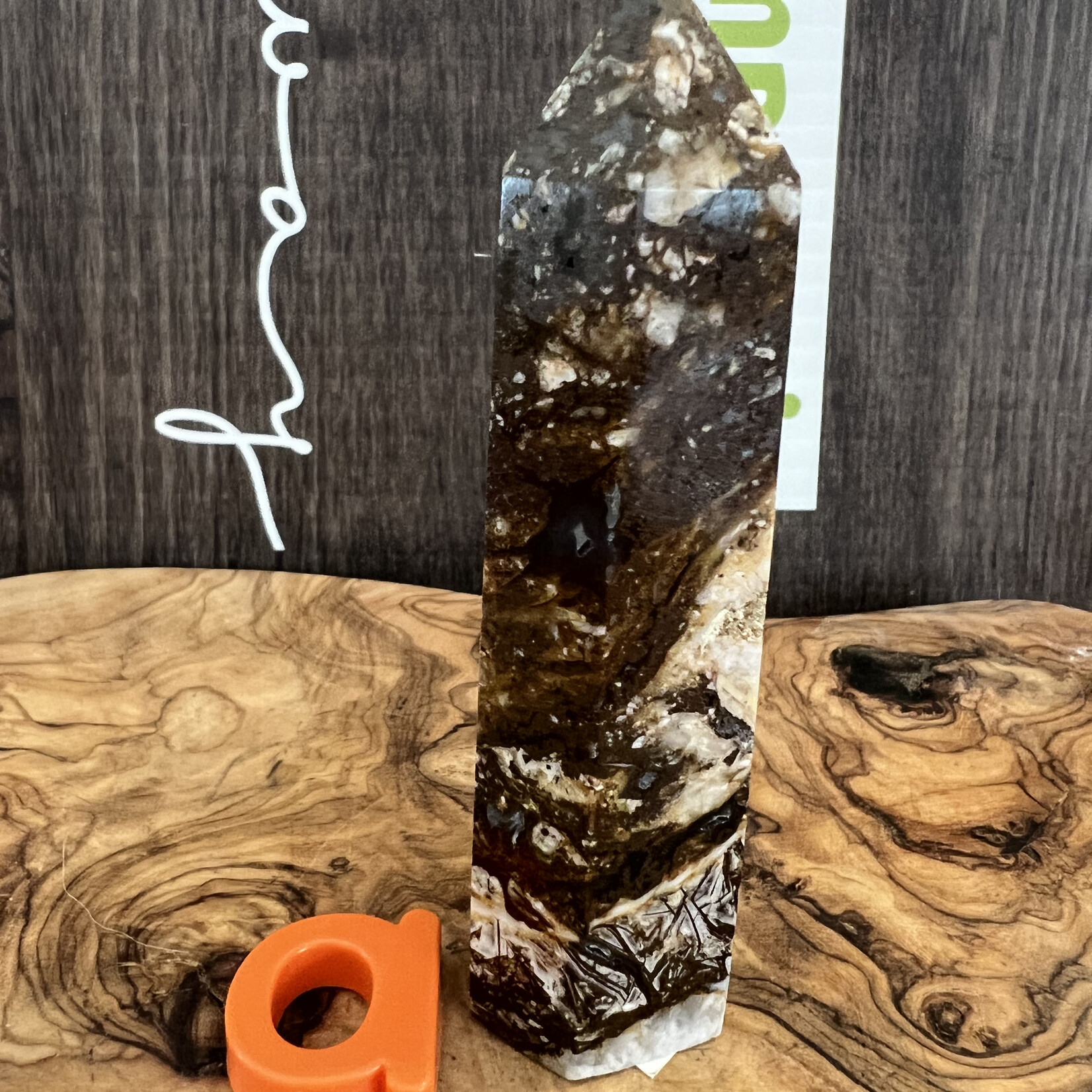 Dragon Veins Agate Tower – Path to Love and Happiness
