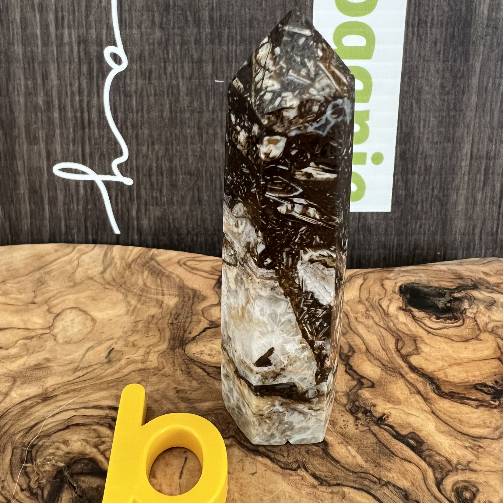 Dragon Veins Agate Tower – Path to Love and Happiness
