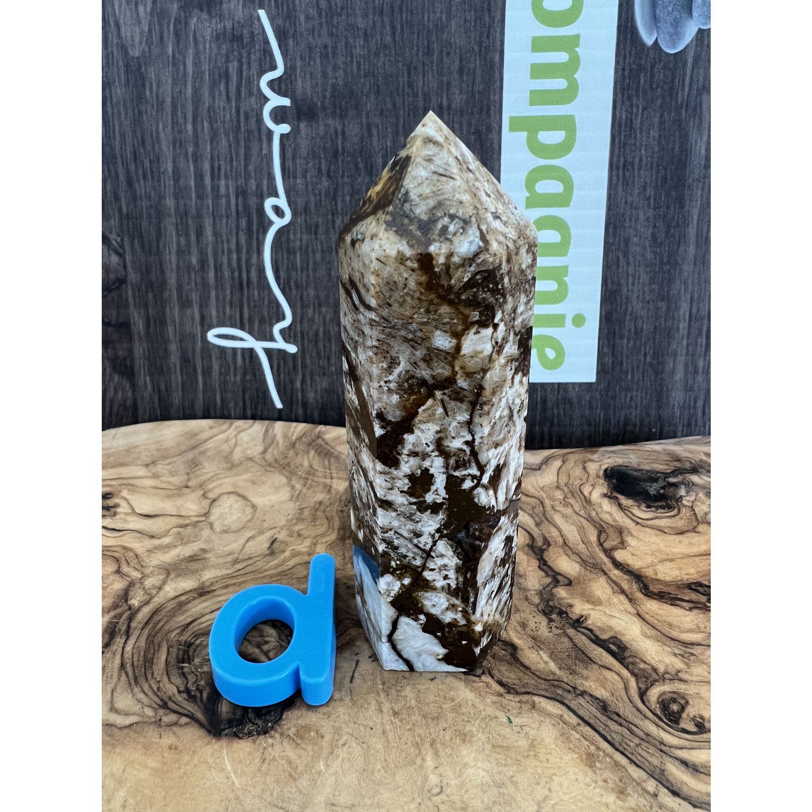 Dragon Veins Agate Tower – Path to Love and Happiness