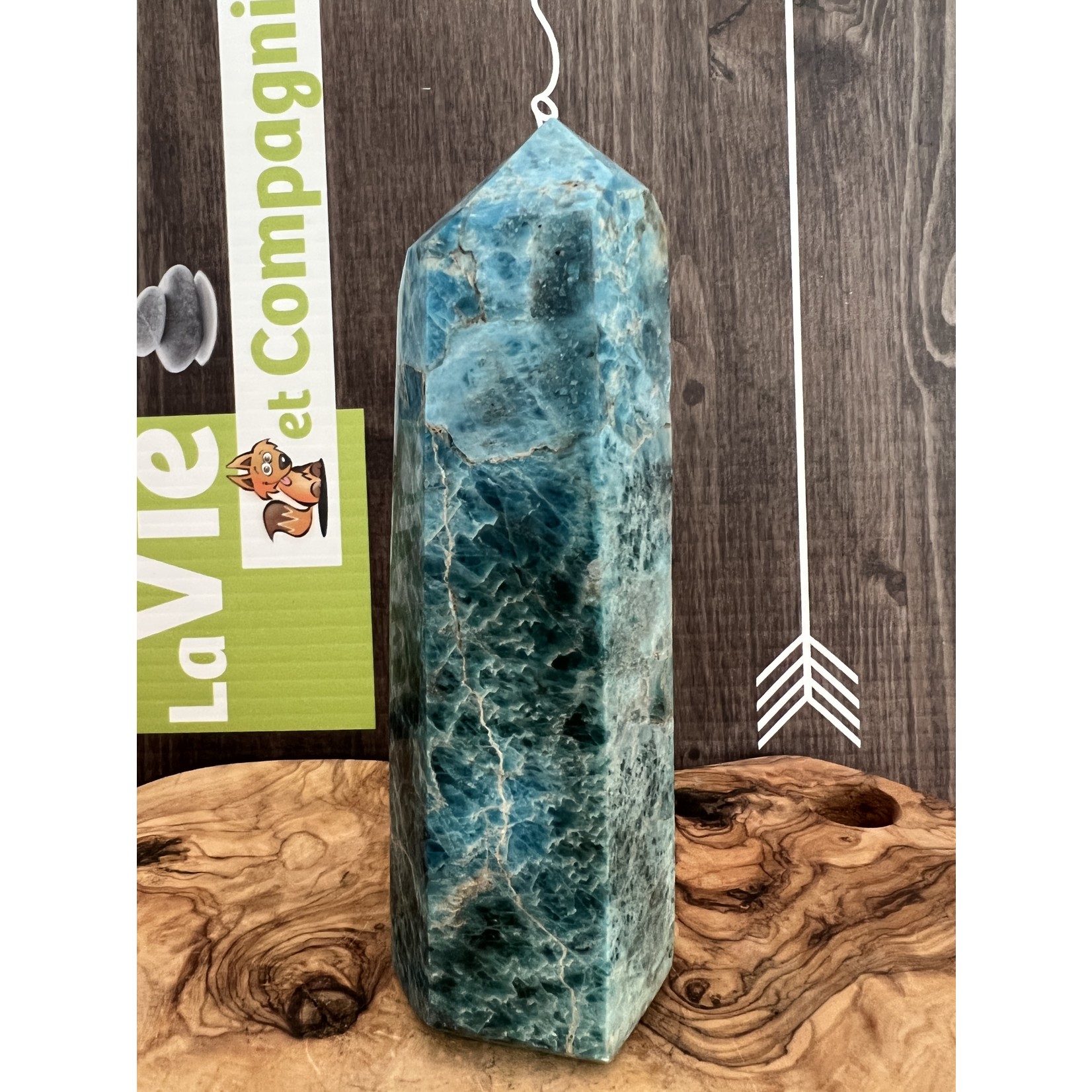 special stunning apatite tower ,develops psychic capacities and spiritual harmonization