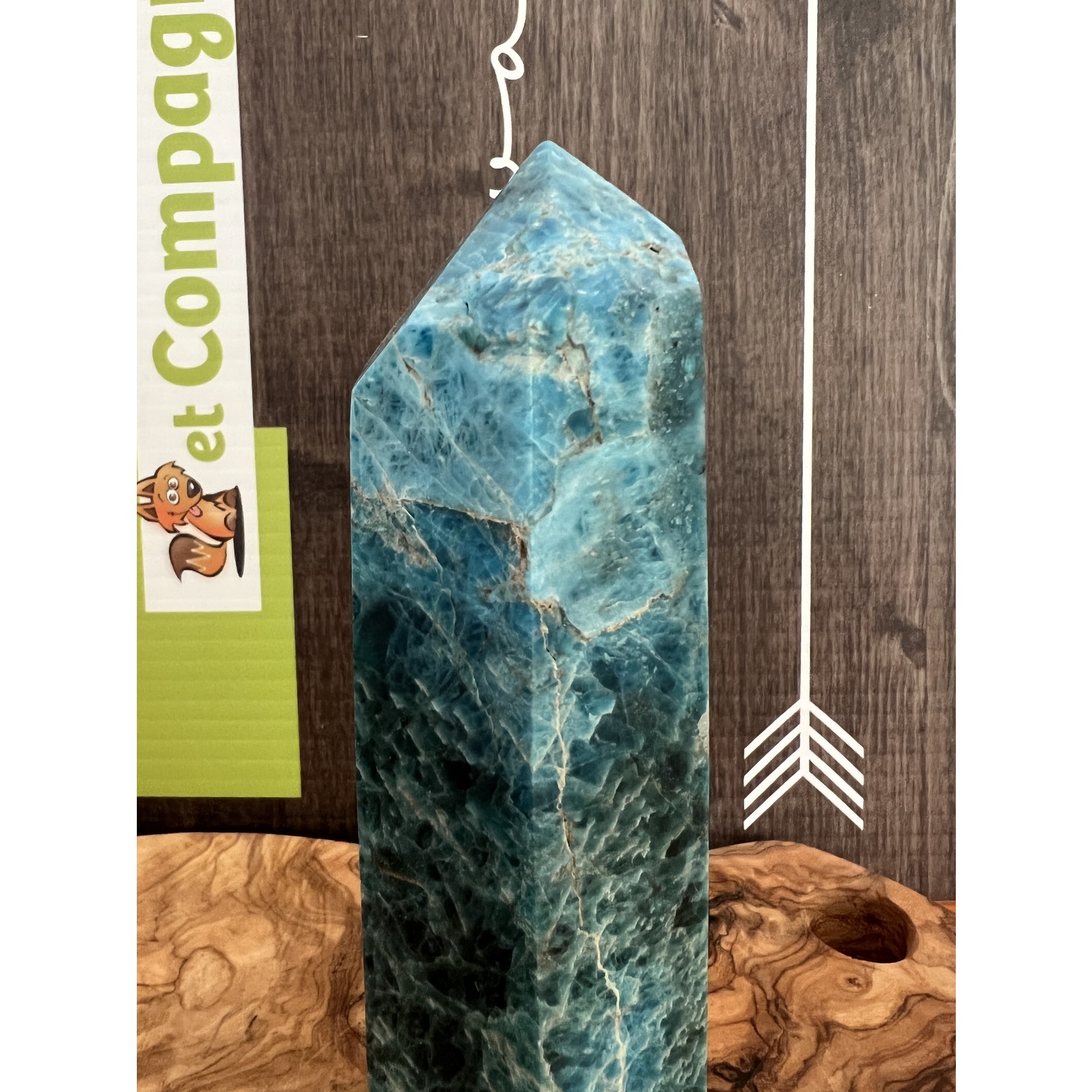 special stunning apatite tower ,develops psychic capacities and spiritual harmonization