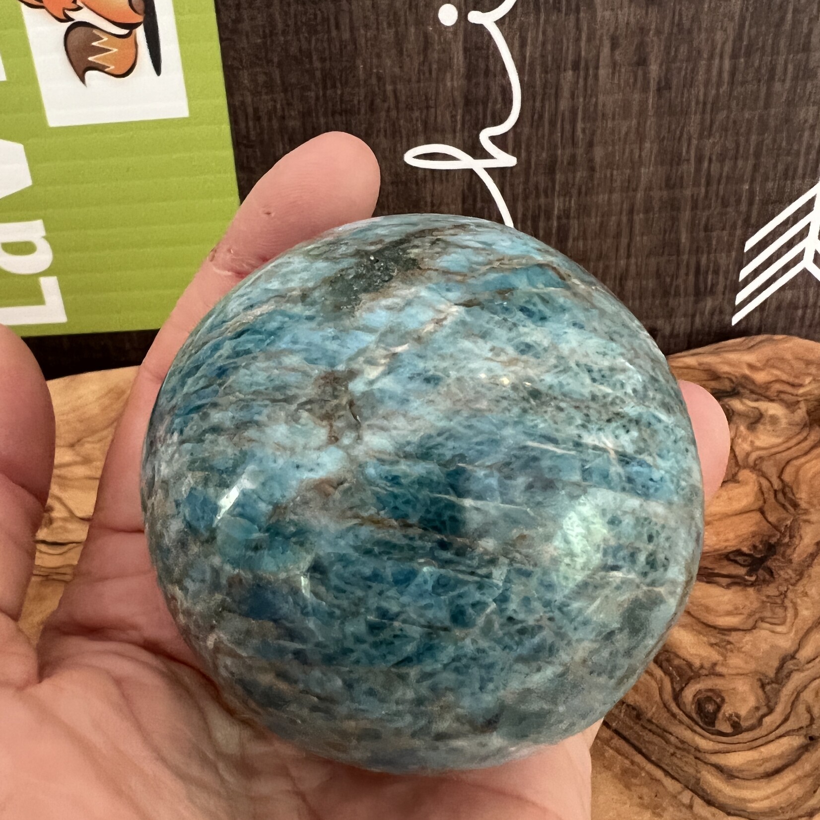 Grande et Magnifique Sphère d'Apatite – Clarté Profonde & Énergie de Manifestation