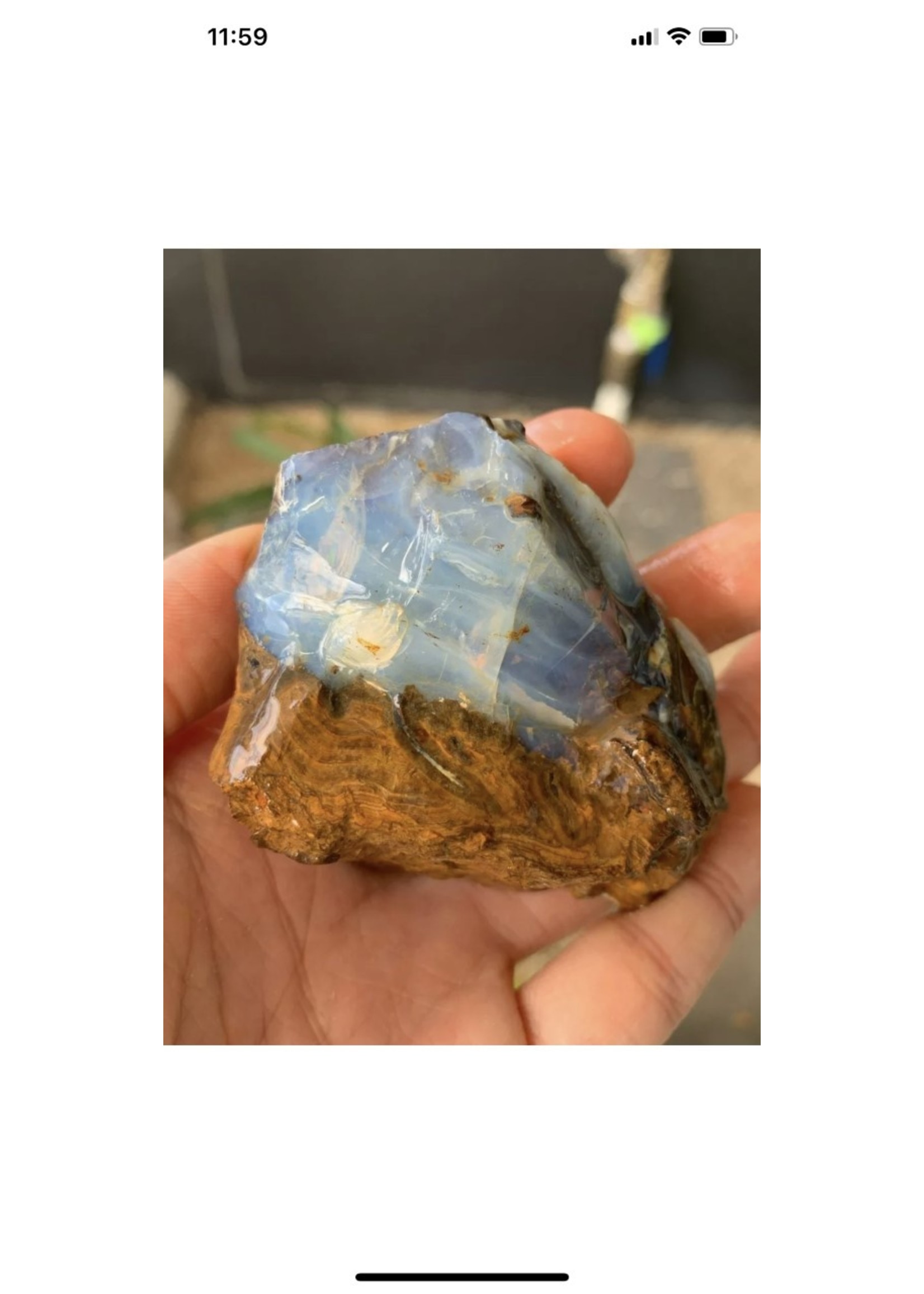 excellent rough boulder opal, opal from Australia, influences blood circulation and soothes mood swings and boosts self-confidence
