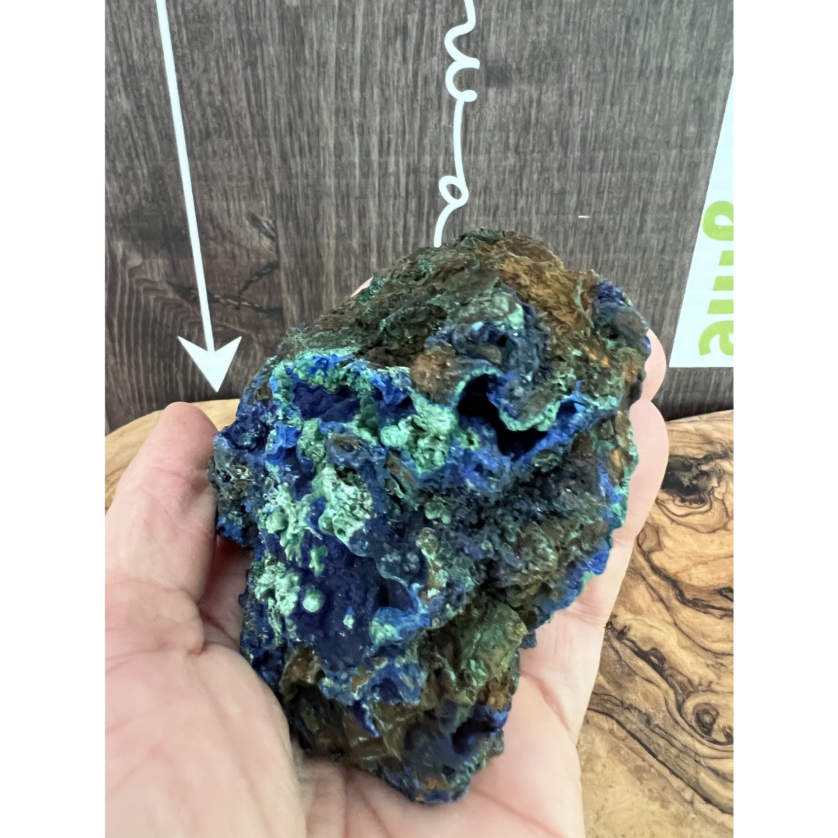 fantastic raw malachite azurite with beautiful malachite pattern, helps release anger, aggression or unmanageable emotions