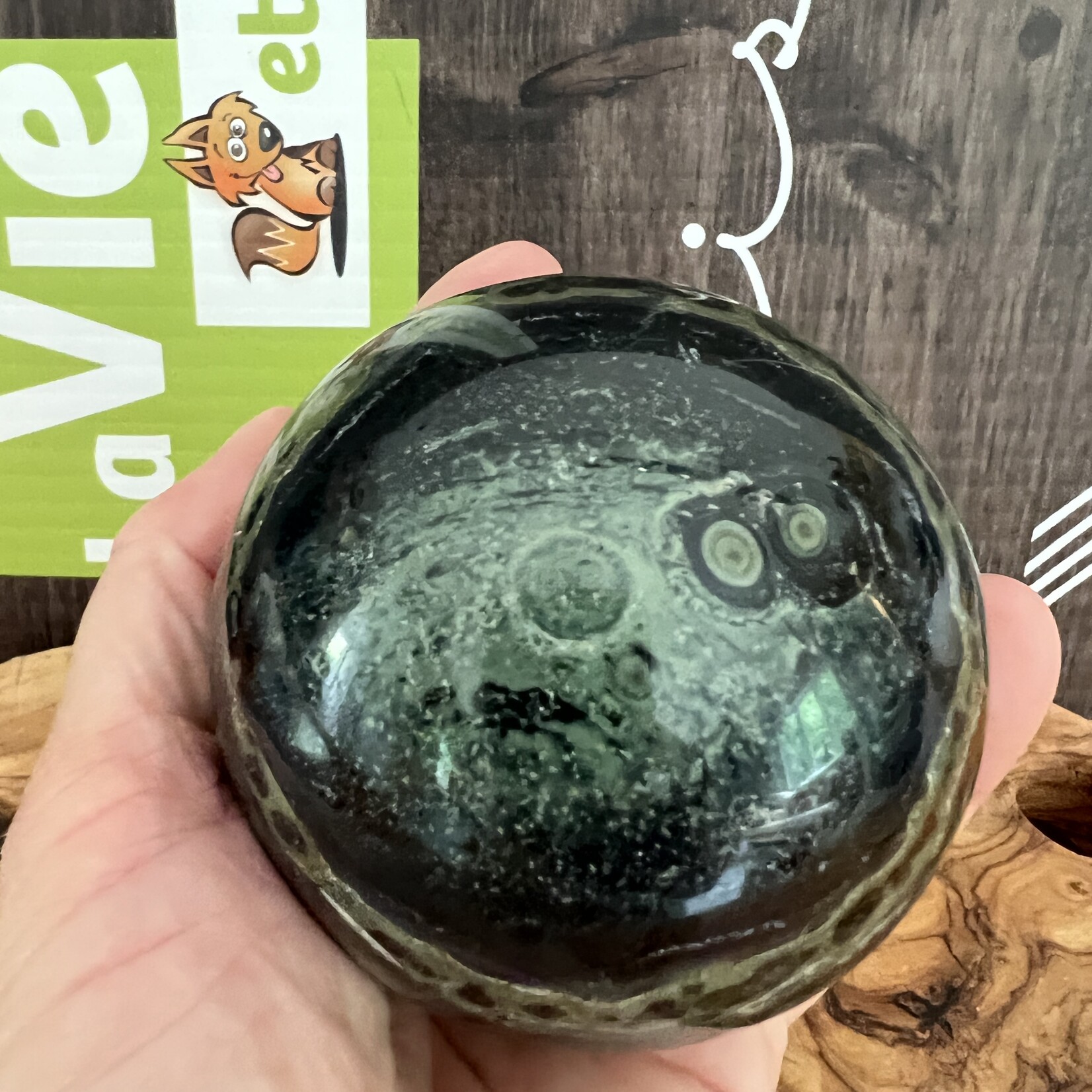 impressive kambaba jasper sphere XL, helps to enjoy the present moment without dwelling on the past or being anxious about the future