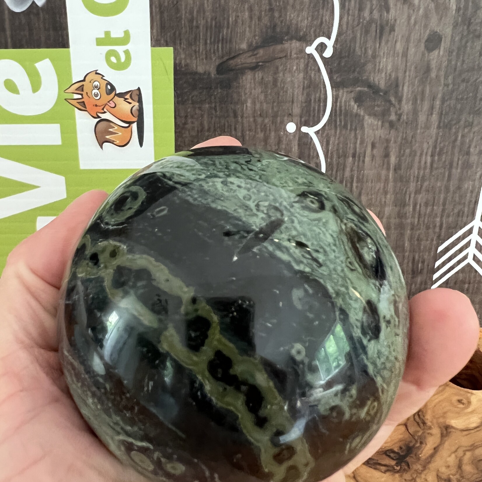 impressive kambaba jasper sphere XL, helps to enjoy the present moment without dwelling on the past or being anxious about the future