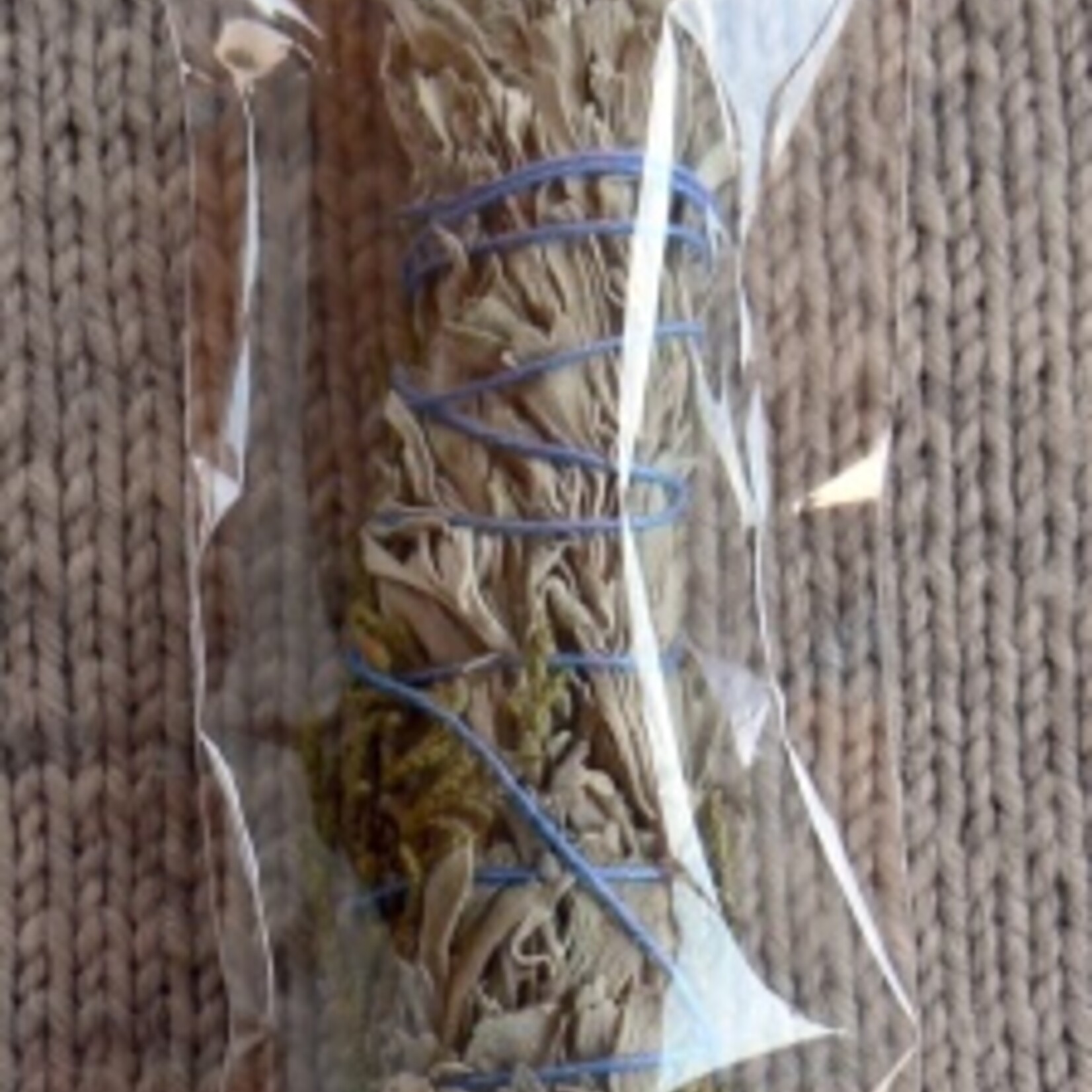 Bâton de Sauge et de Genévrier - Parfum Vif et Revigorant pour la Revitalisation du Corps, de l'Esprit et de l'Âme