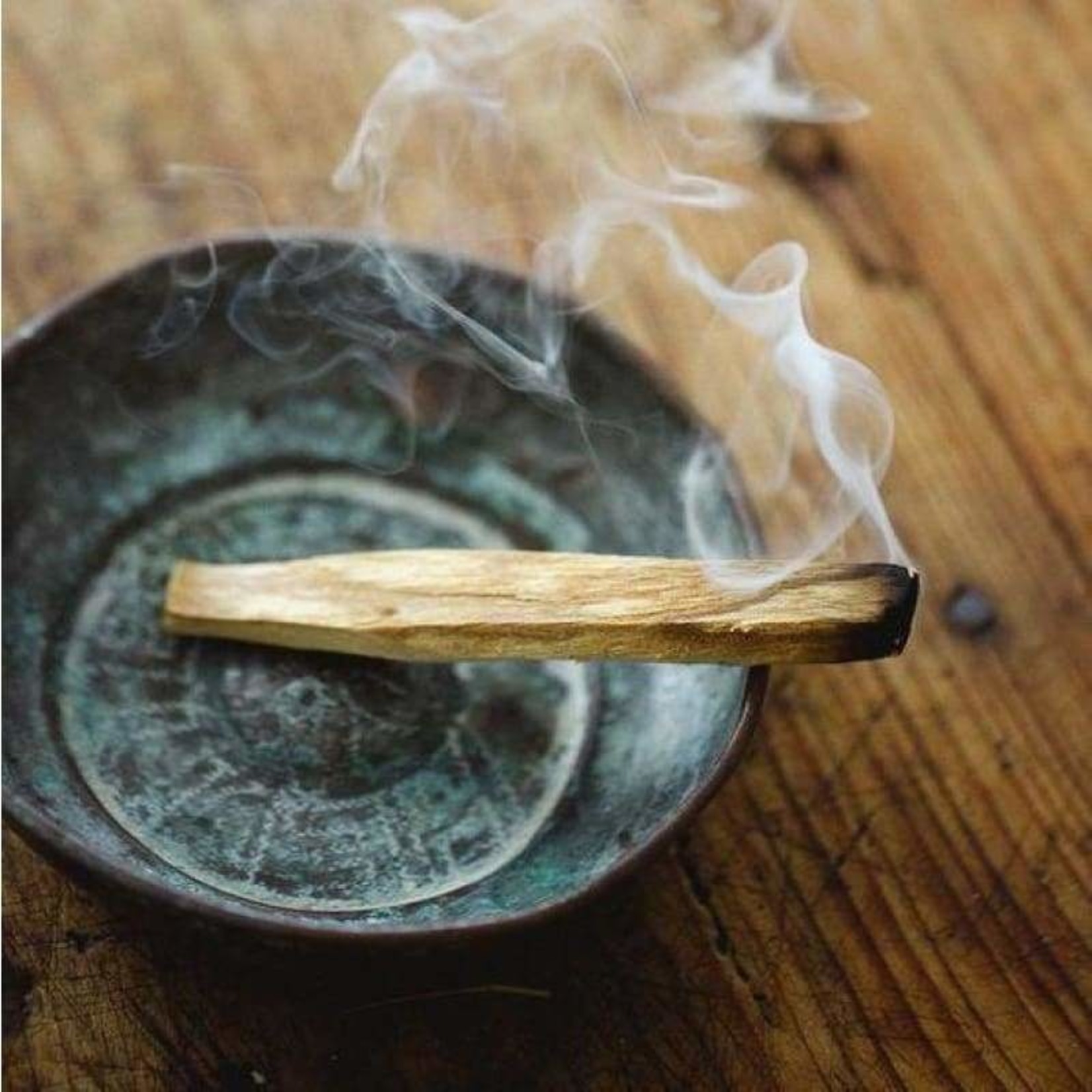 bâtons de Palo Santo (3), ce bois sacré est utilisé depuis des milliers d'années par les chamans et les guérisseurs parmi la population inca