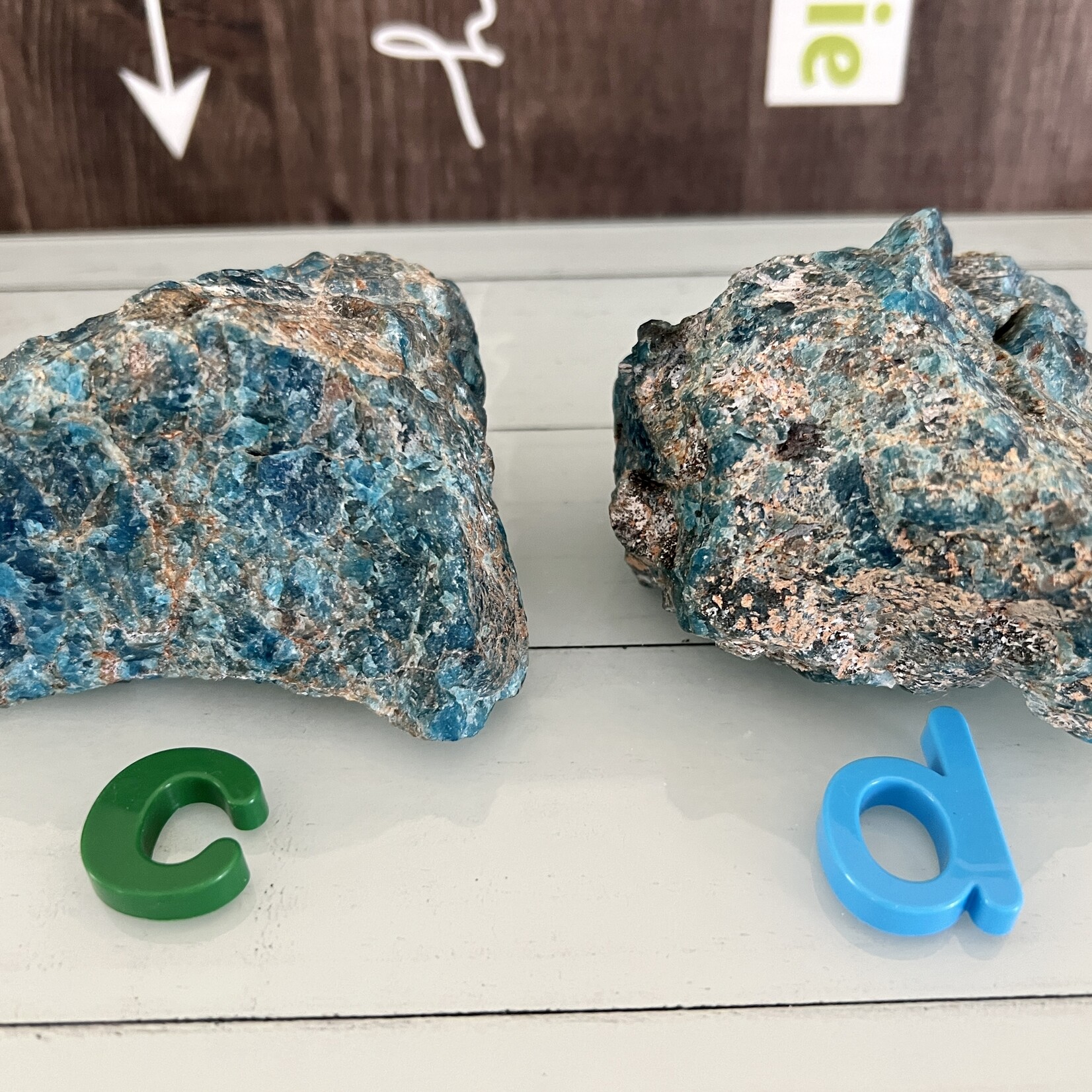 Large Rough Apatite Stone – Psychic and Spiritual Enhancer